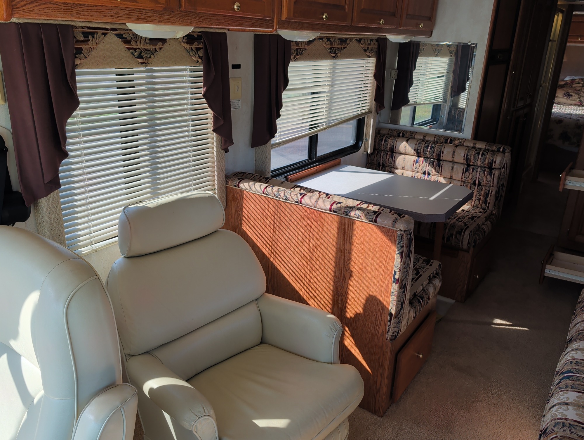 2000 roadmaster rail-dyanaster - with 51208 miles for sale near Elk River, Minnesota 106580_26_trunk.jpg
