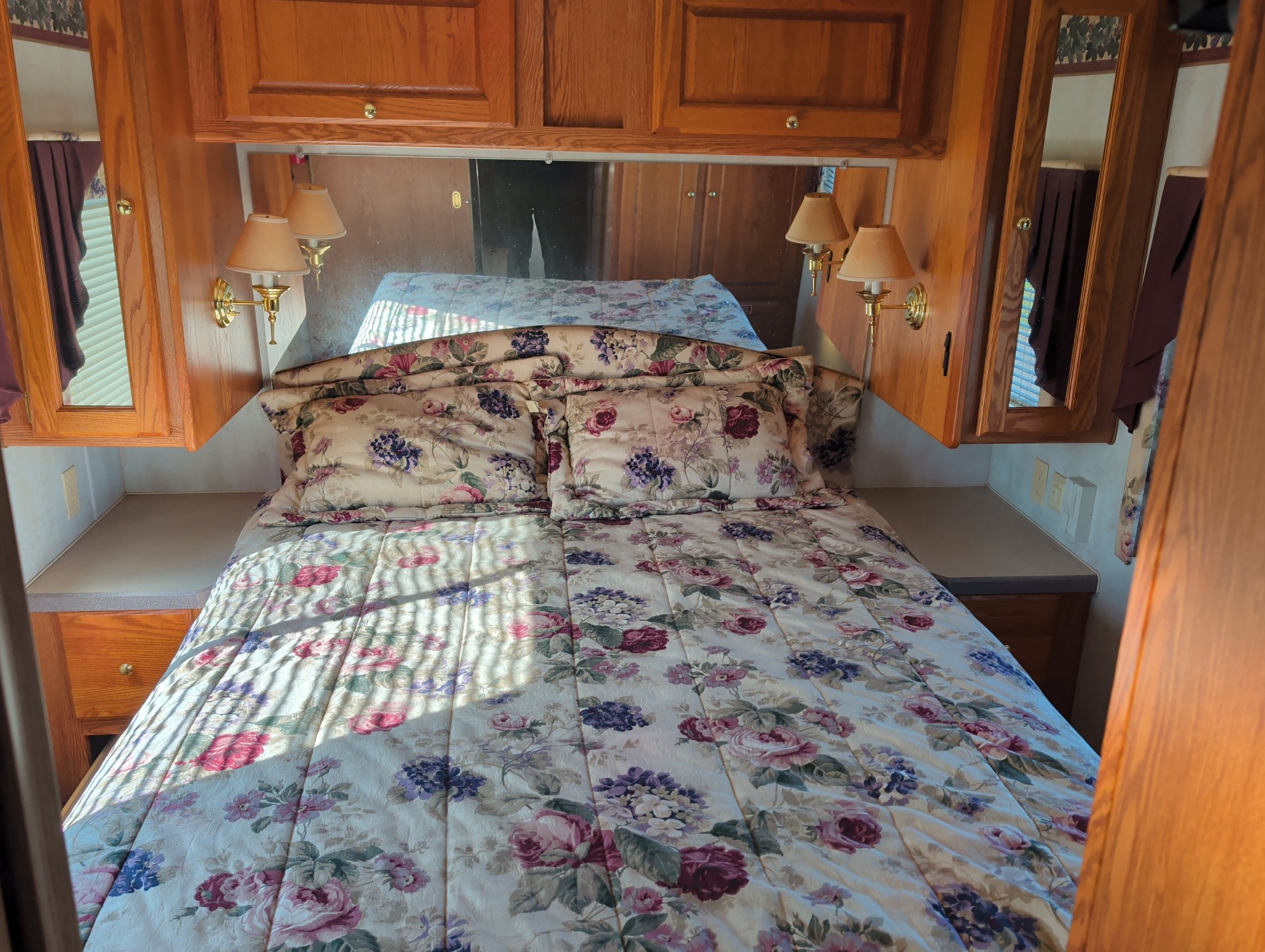 2000 roadmaster rail-dyanaster - with 51208 miles for sale near Elk River, Minnesota 106580_31_passenger_seat.jpg
