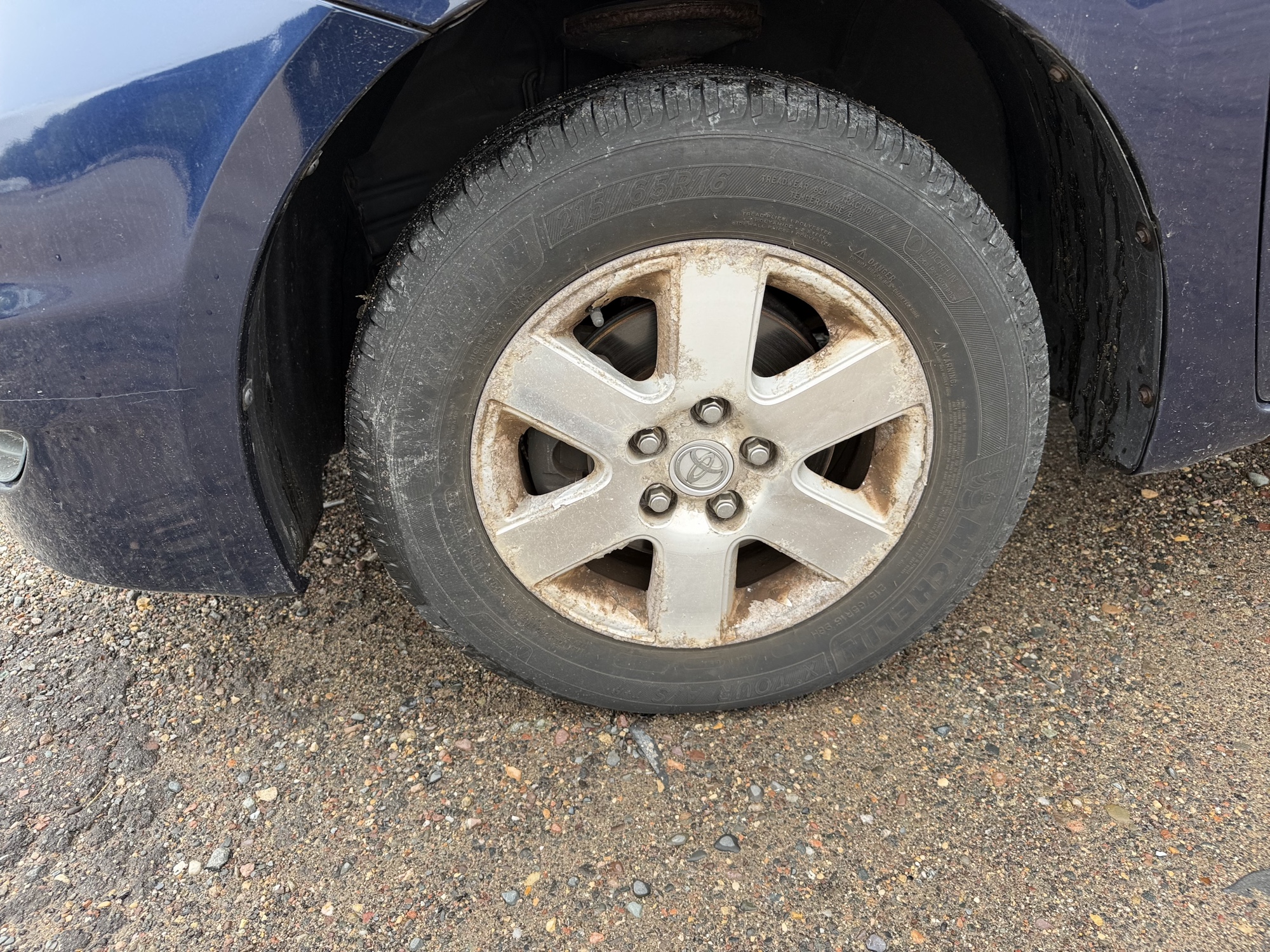 2006 toyota sienna le-7-passenger with 96729 miles for sale near Elk River, Minnesota 106581_12_drv_front_wheel.jpg