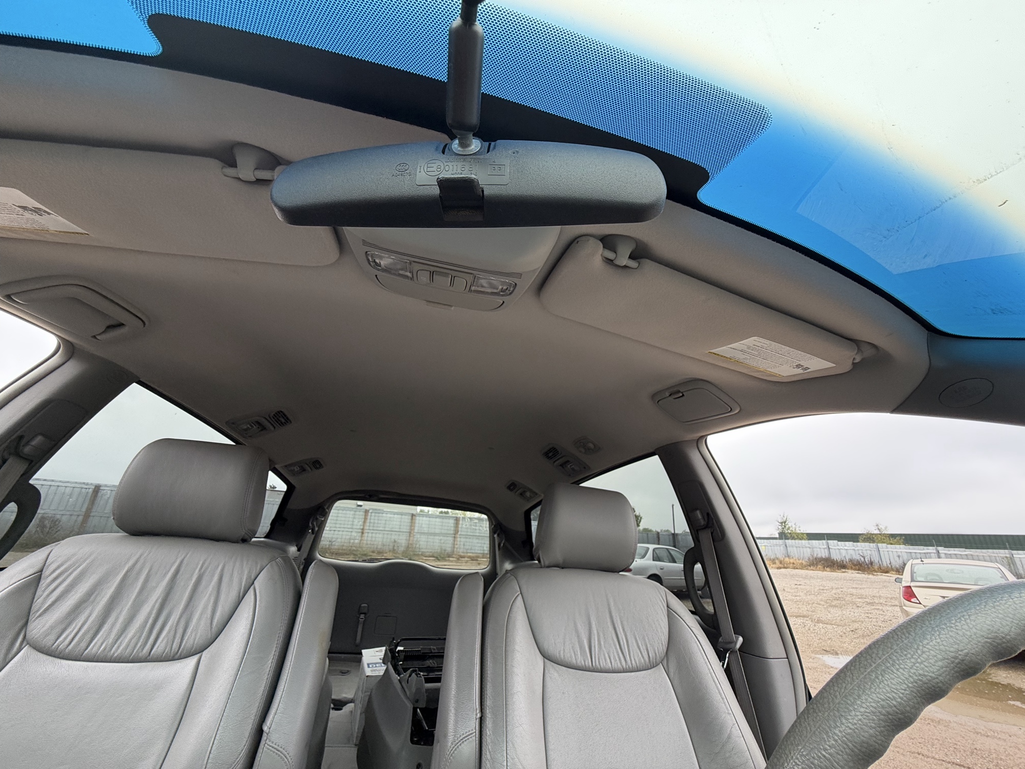 2006 toyota sienna le-7-passenger with 96729 miles for sale near Elk River, Minnesota 106581_35_headliner_sunroof.jpg
