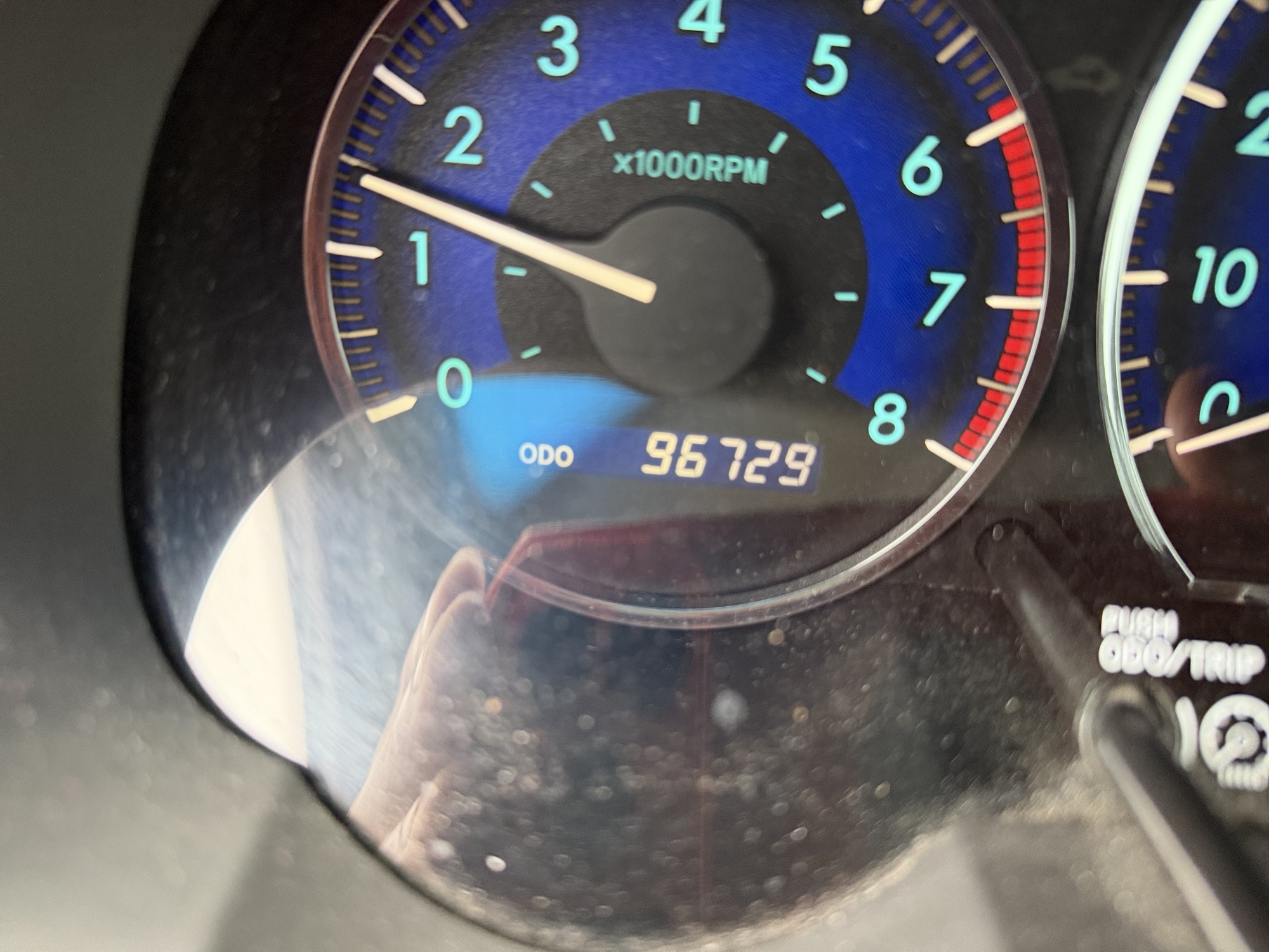 2006 toyota sienna le-7-passenger with 96729 miles for sale near Elk River, Minnesota 106581_44_mileage_closeup.jpg