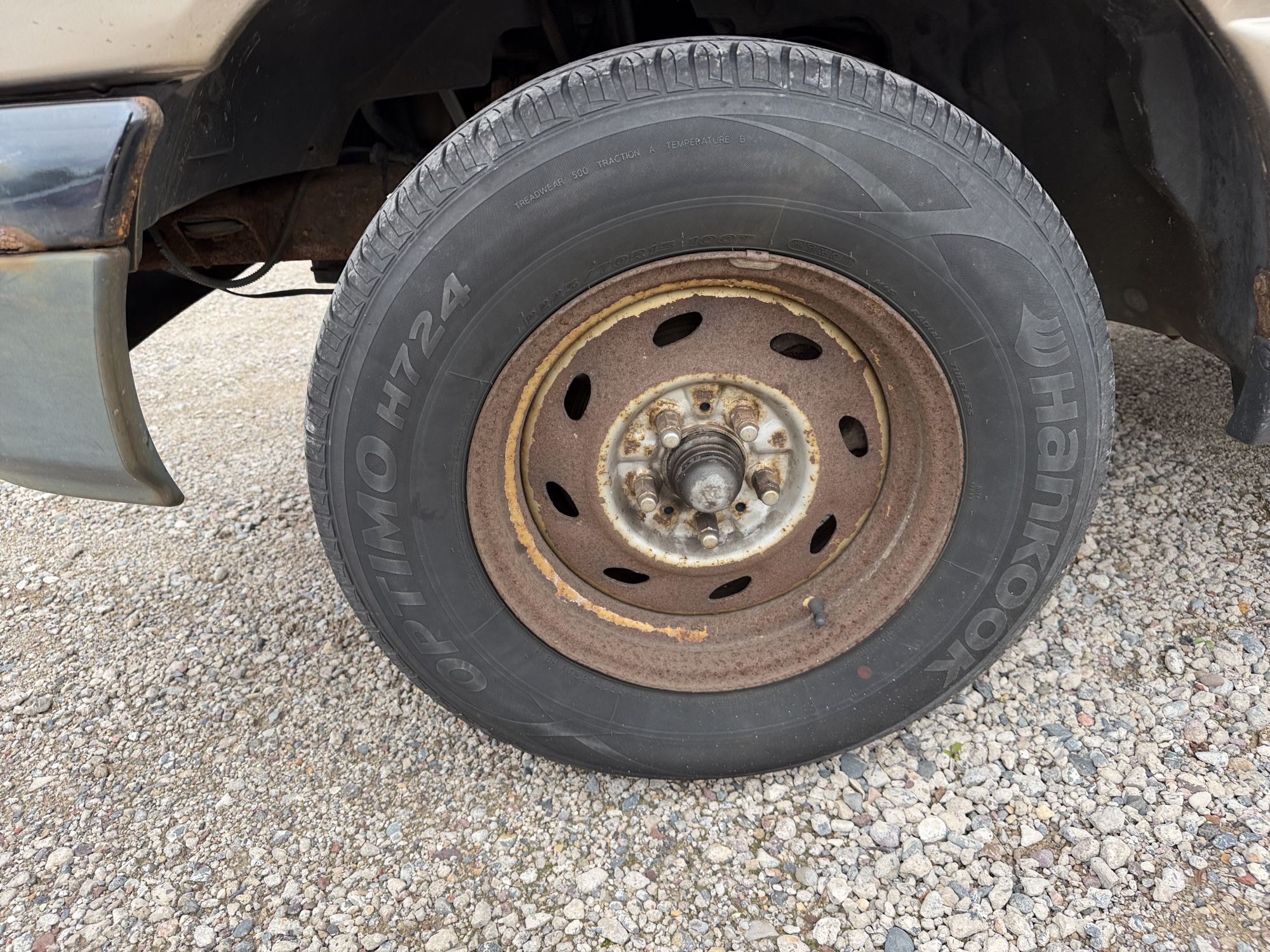 2004 ford ranger xlt-long-bed-2wd with 248447 miles for sale near Elk River, Minnesota 106582_12_drv_front_wheel.jpg