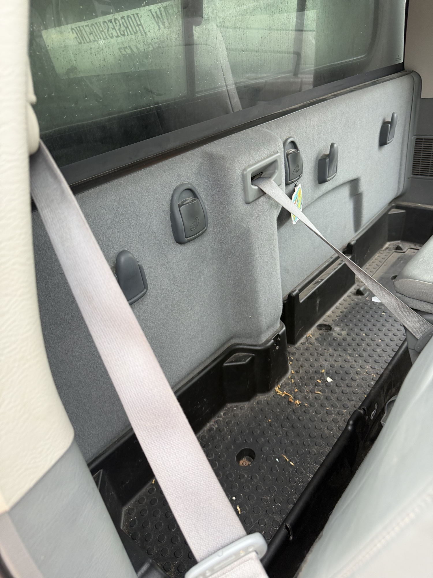 2008 dodge ram-1500 st-2wd with 146554 miles for sale near St. Louis, Missouri 106583_30_pass_rear_door_panel.jpg