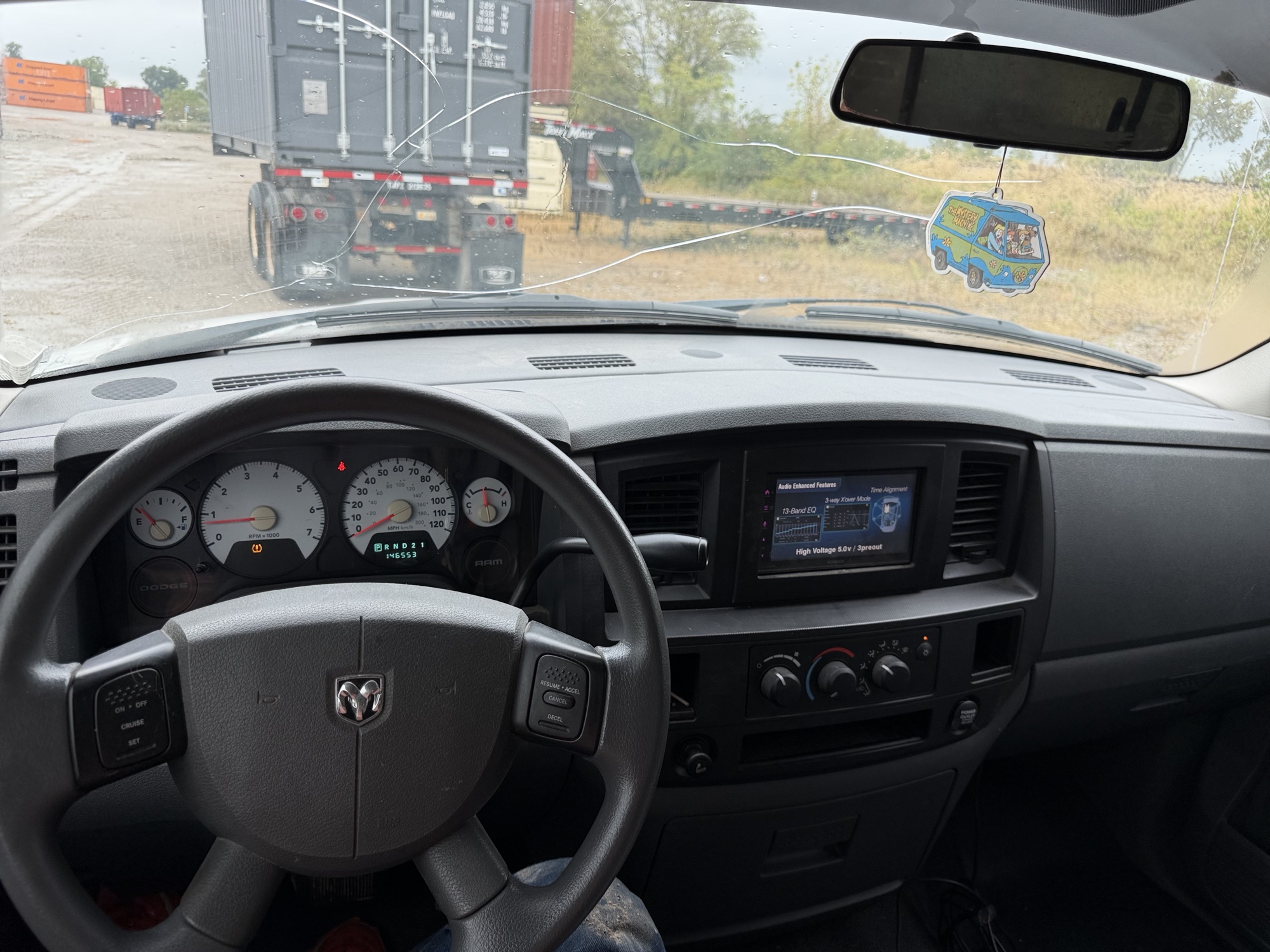 2008 dodge ram-1500 st-2wd with 146554 miles for sale near St. Louis, Missouri 106583_34_whole_dash.jpg