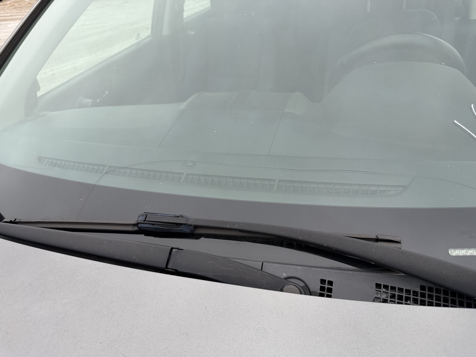 2011 honda cr-v lx-2wd-5-speed-at with 323616 miles for sale near St. Louis, Missouri 106584_09_front_windshield.jpg