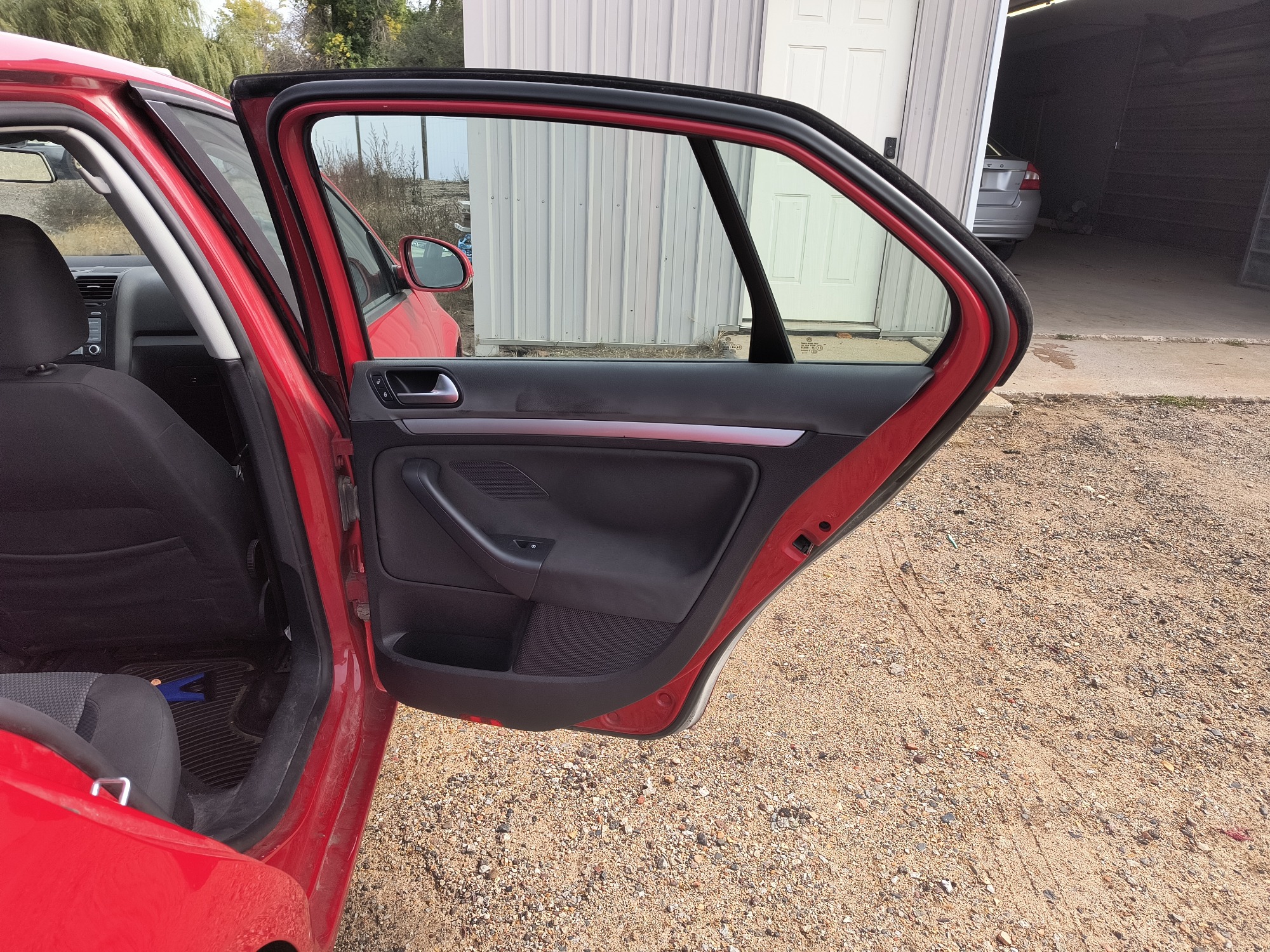 2010 volkswagen jetta s-pzev with 147137 miles for sale near Elk River, Minnesota 106585_30_pass_rear_door_panel.jpg