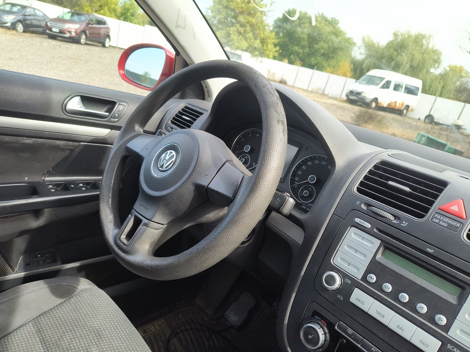 2010 volkswagen jetta s-pzev with 147137 miles for sale near Elk River, Minnesota 106585_36_steering_wheel.jpg