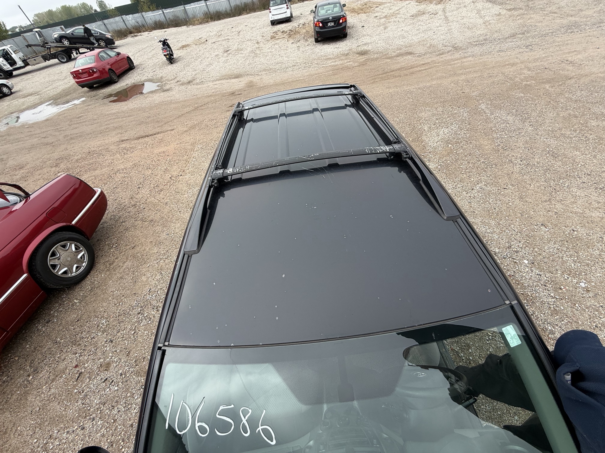 2007 toyota rav4 base-i4-2wd with 291949 miles for sale near Elk River, Minnesota 106586_11_roof.jpg