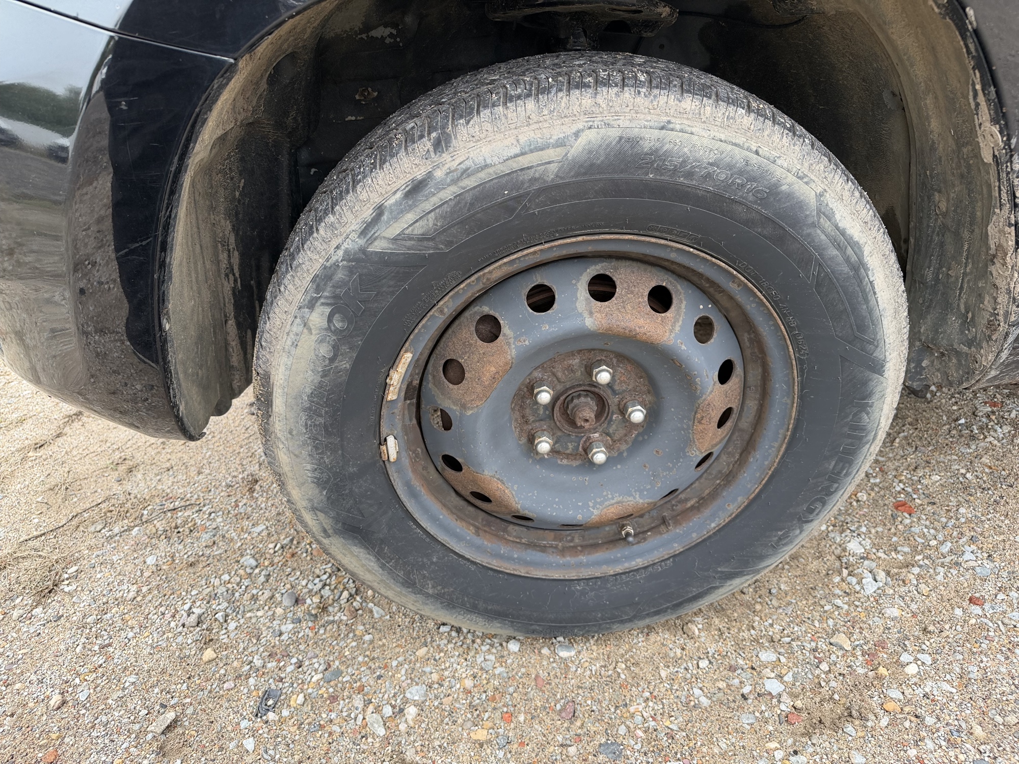2007 toyota rav4 base-i4-2wd with 291949 miles for sale near Elk River, Minnesota 106586_12_drv_front_wheel.jpg