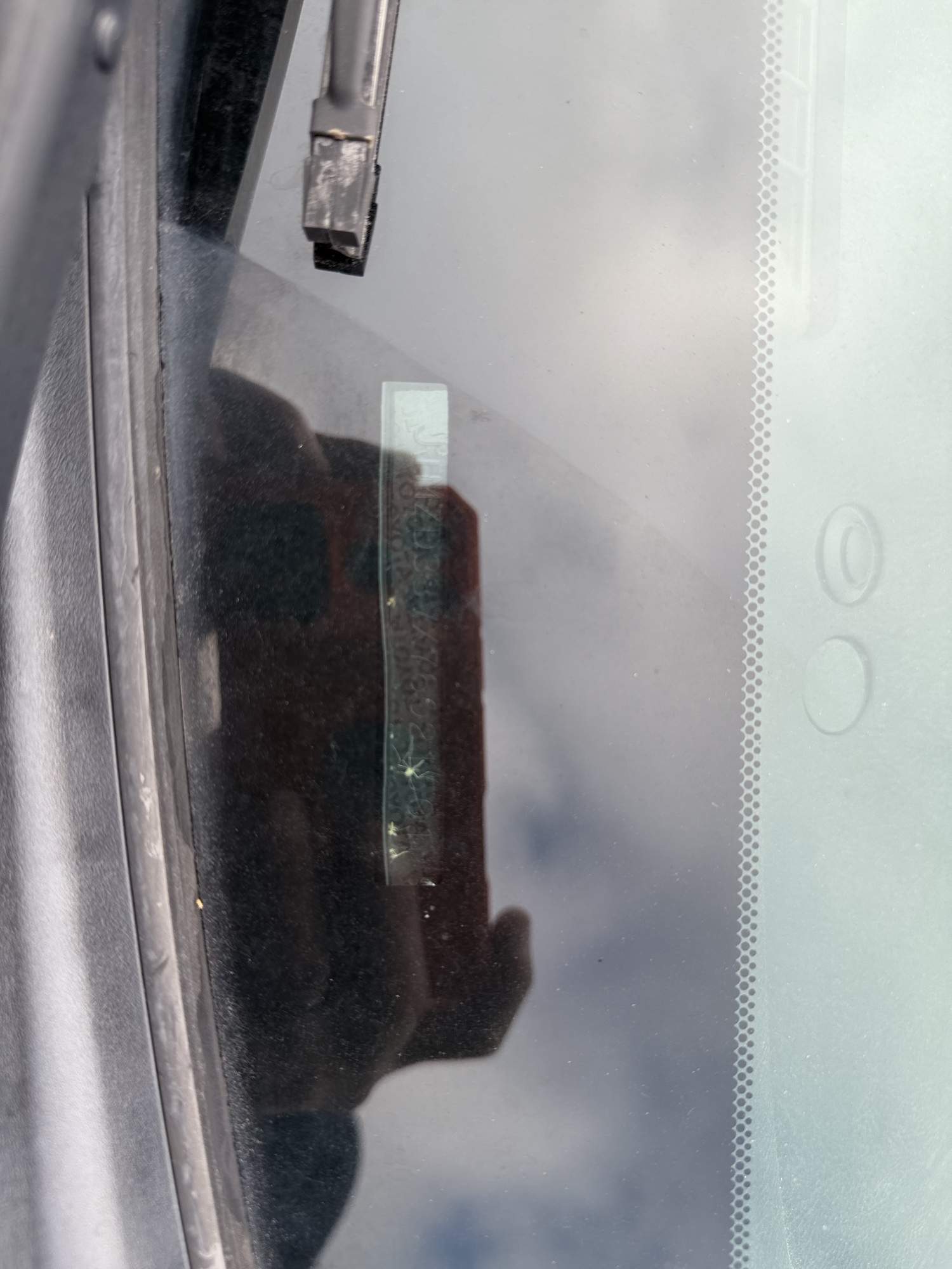 2007 toyota rav4 base-i4-2wd with 291949 miles for sale near Elk River, Minnesota 106586_48_windshield_vin_plate.jpg