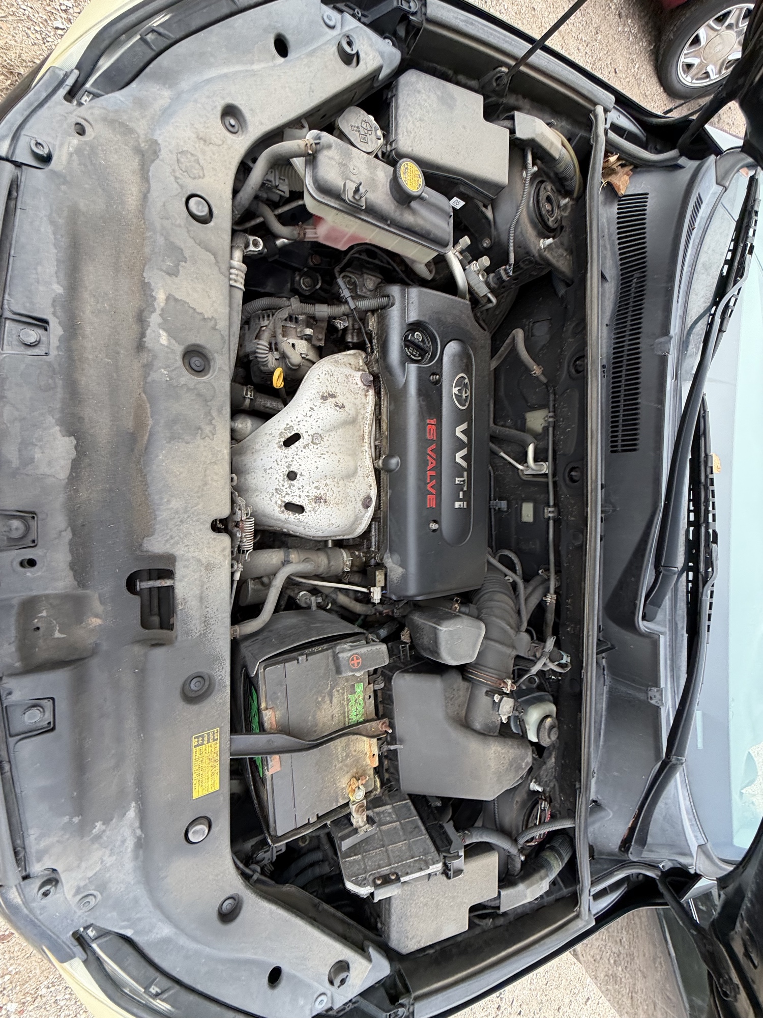 2007 toyota rav4 base-i4-2wd with 291949 miles for sale near Elk River, Minnesota 106586_49_engine_bay.jpg