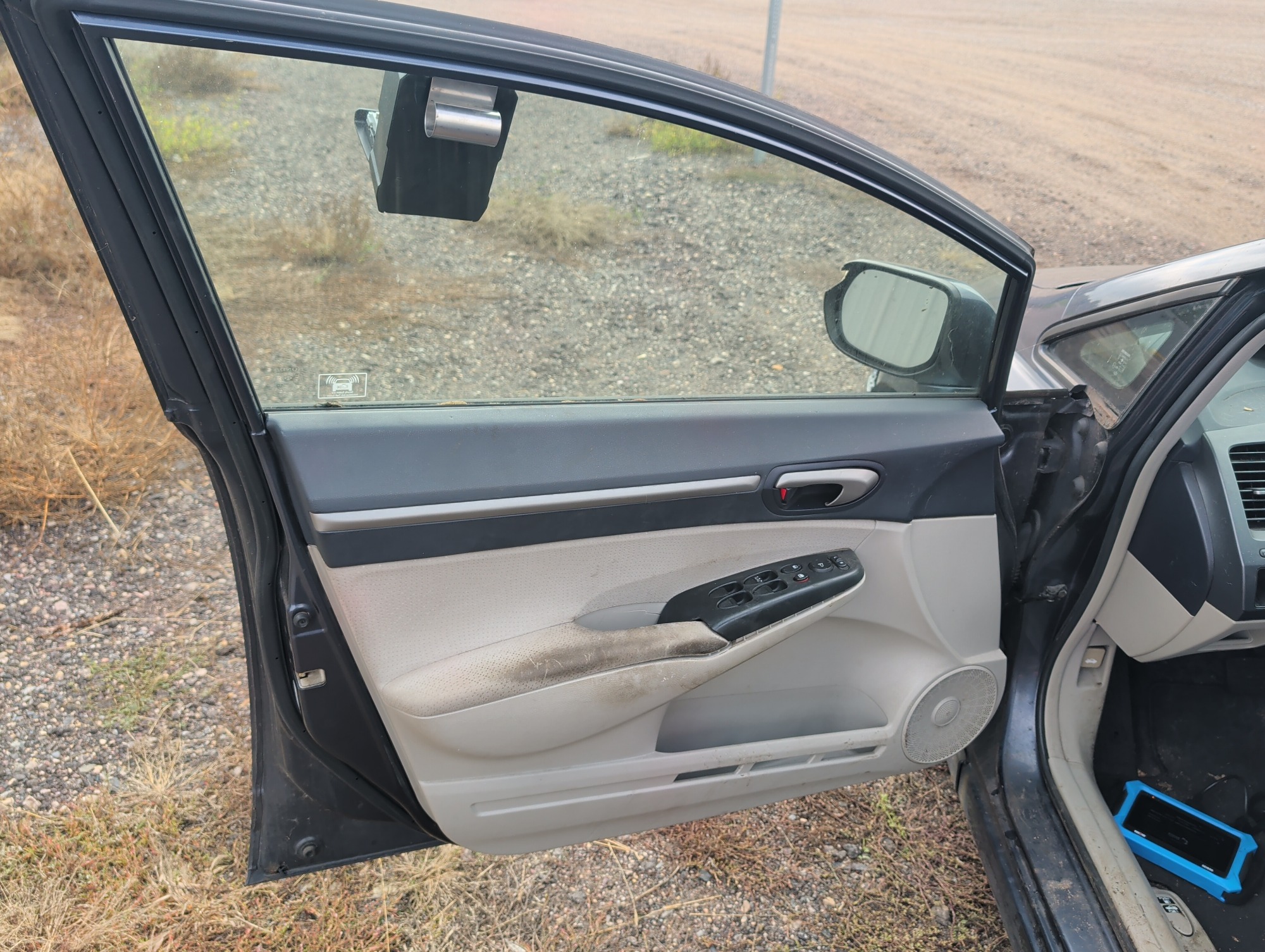 2006 honda civic-hybrid cvt with 234744 miles for sale near Elk River, Minnesota 106587_23_driver_door_panel.jpg