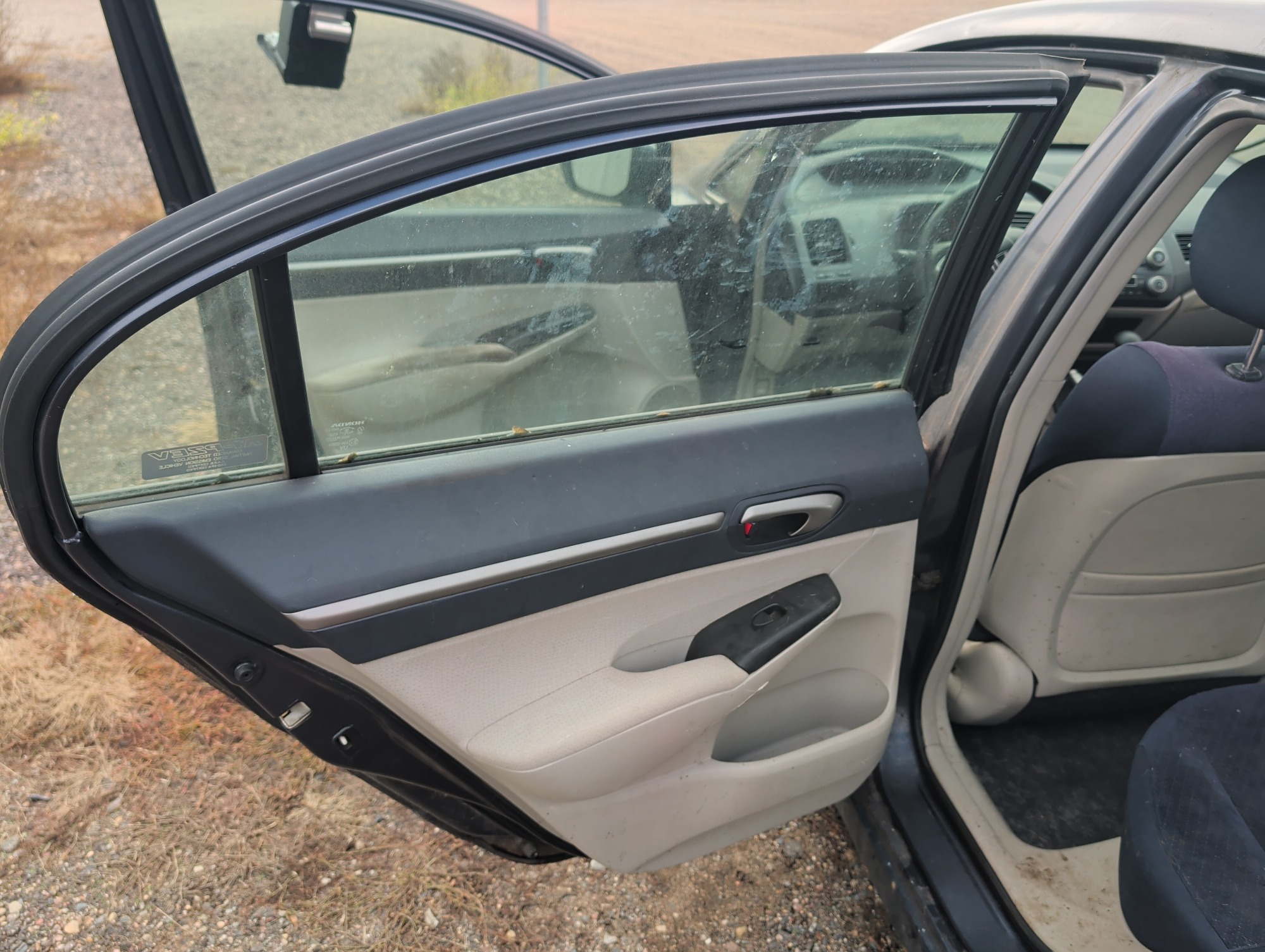 2006 honda civic-hybrid cvt with 234744 miles for sale near Elk River, Minnesota 106587_25_drv_rear_door_panel.jpg