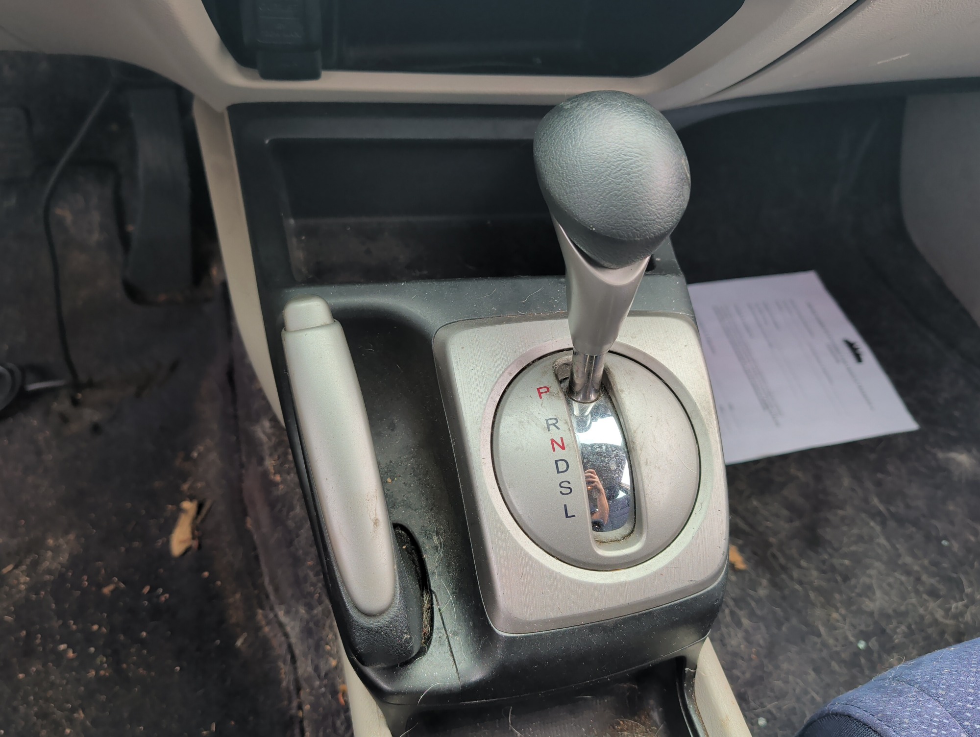 2006 honda civic-hybrid cvt with 234744 miles for sale near Elk River, Minnesota 106587_41_shifter.jpg