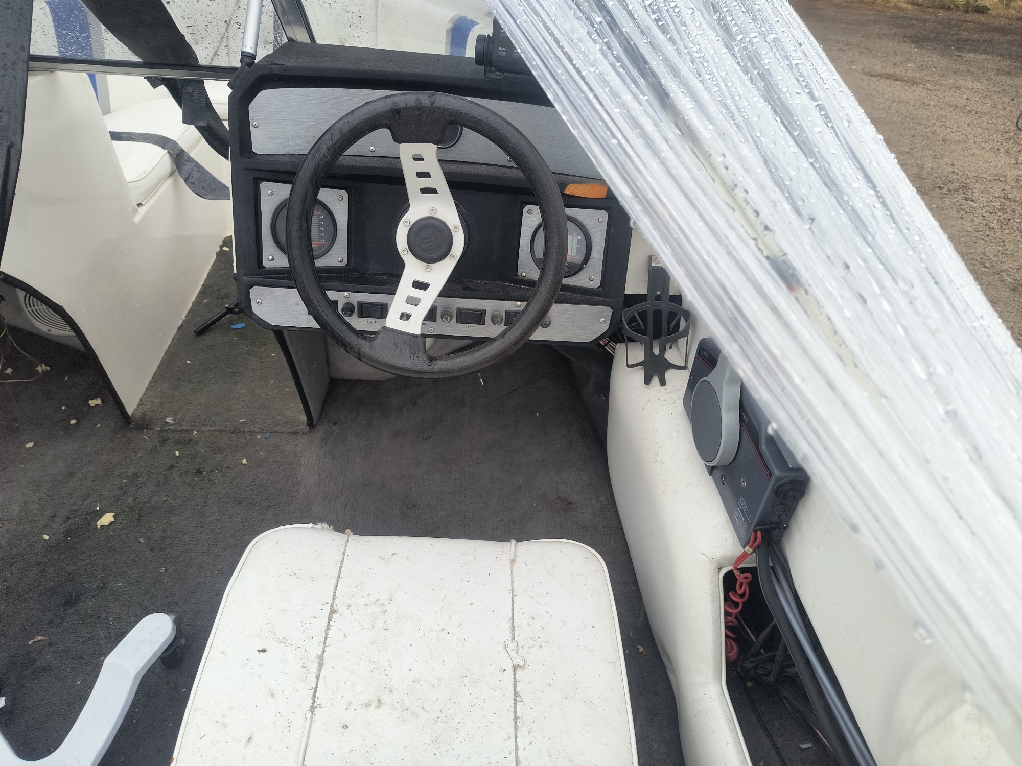 1989 mirrocraft sierra for sale near Elk River, Minnesota 106588_22_driver_seat.jpg