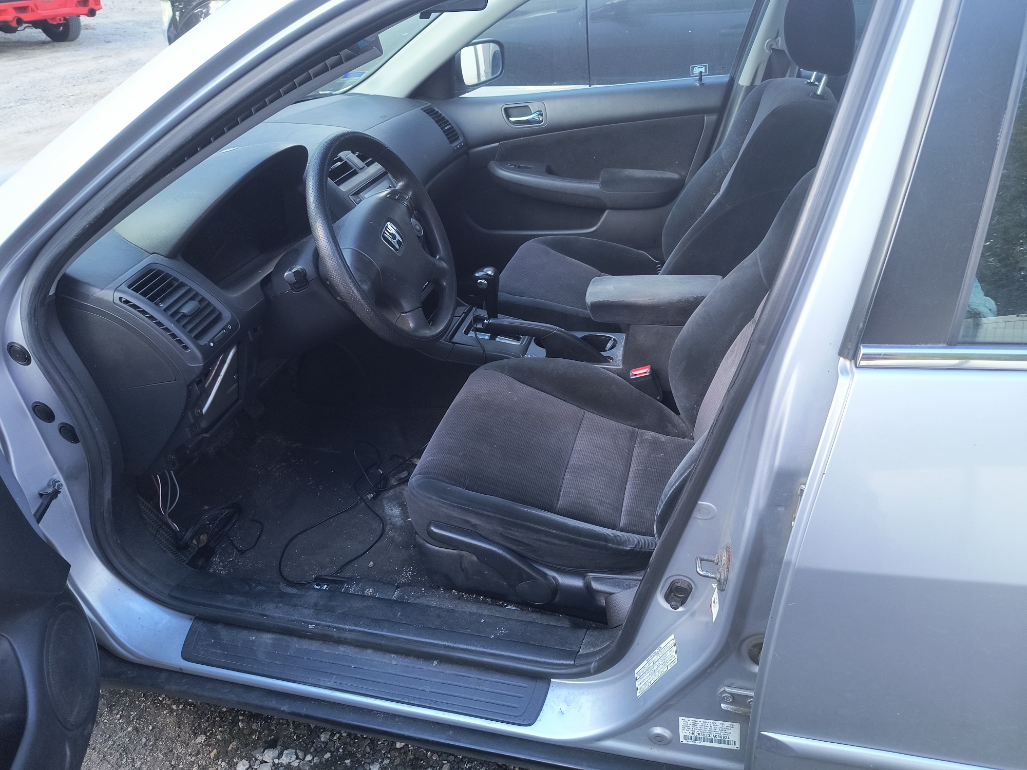 2003 honda accord lx-sedan-at for sale near Elk River, Minnesota 106591_22_driver_seat.jpg