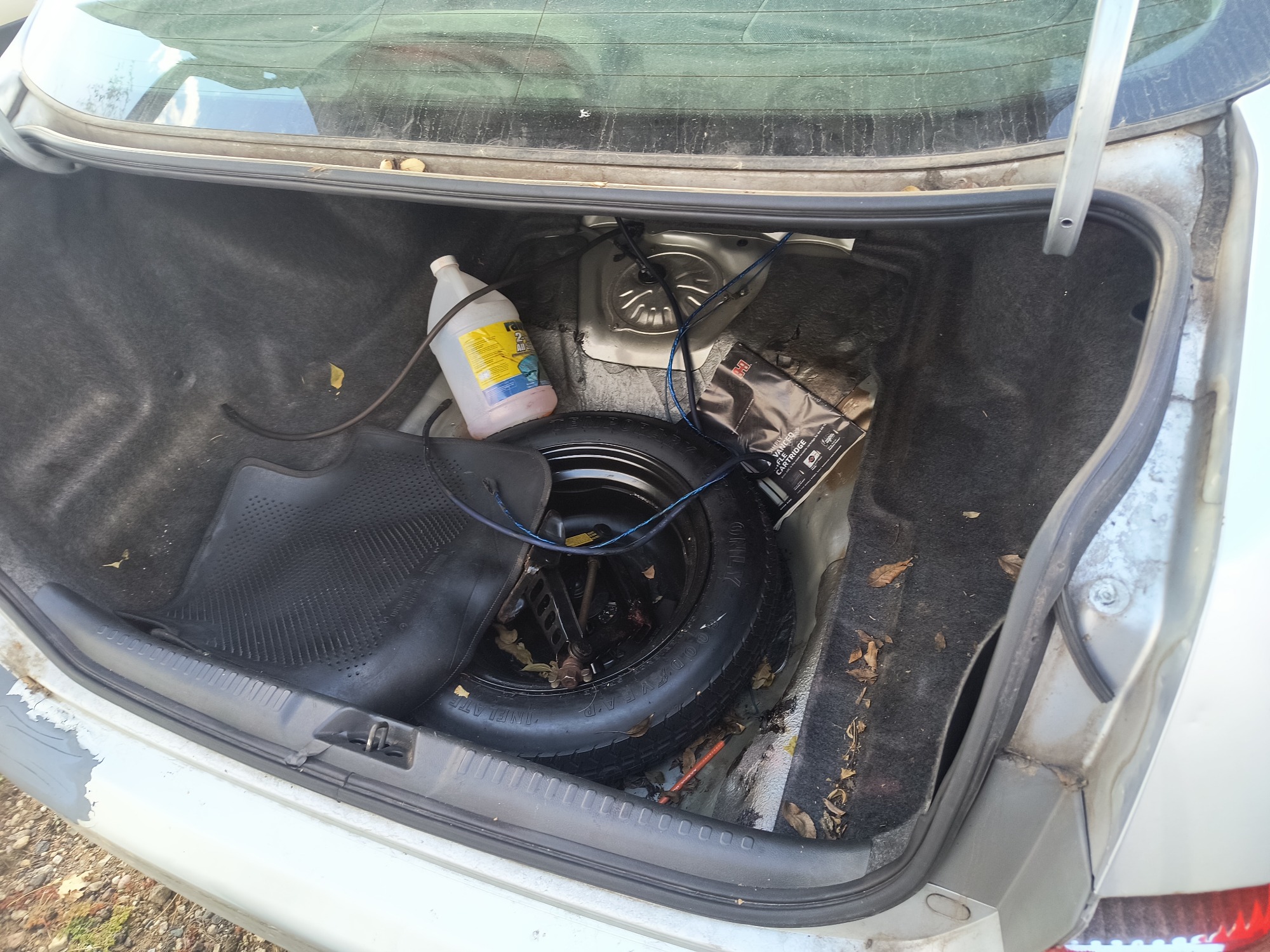 2003 honda accord lx-sedan-at for sale near Elk River, Minnesota 106591_26_trunk.jpg