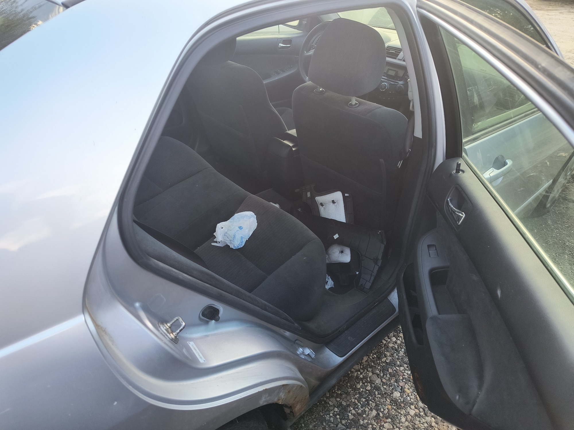 2003 honda accord lx-sedan-at for sale near Elk River, Minnesota 106591_28_pass_rear_seat.jpg