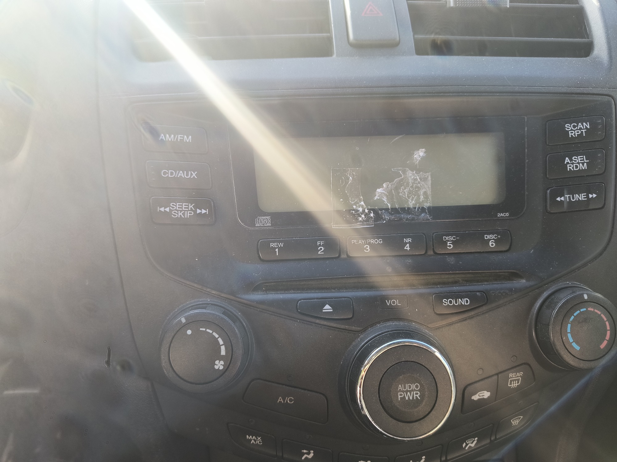 2003 honda accord lx-sedan-at for sale near Elk River, Minnesota 106591_39_radio_closeup.jpg