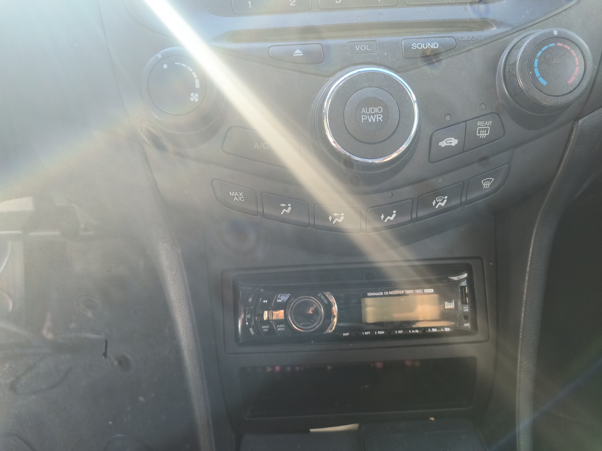 2003 honda accord lx-sedan-at for sale near Elk River, Minnesota 106591_40_climate_control.jpg
