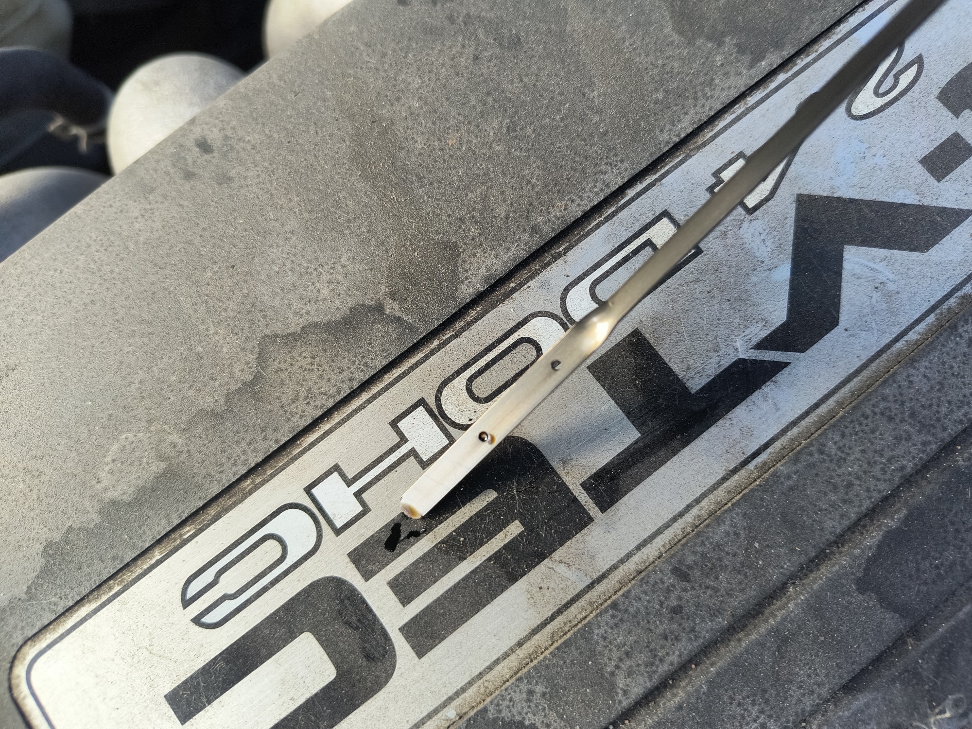 2003 honda accord lx-sedan-at for sale near Elk River, Minnesota 106591_50_oil_dipstick.jpg