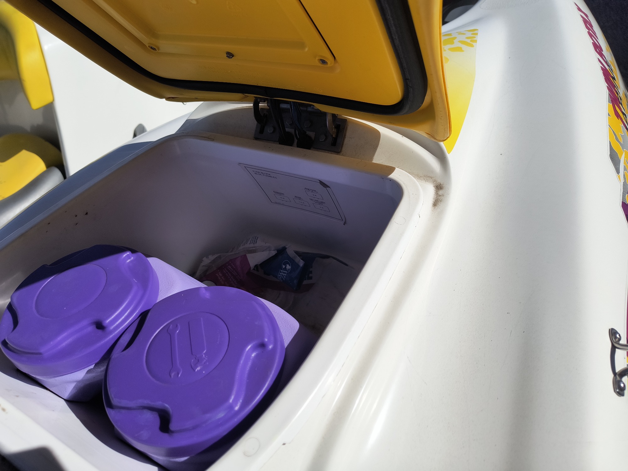 1997 ski-doo bombadier-speedster for sale near Elk River, Minnesota 106592_43_gauge_cluster.jpg