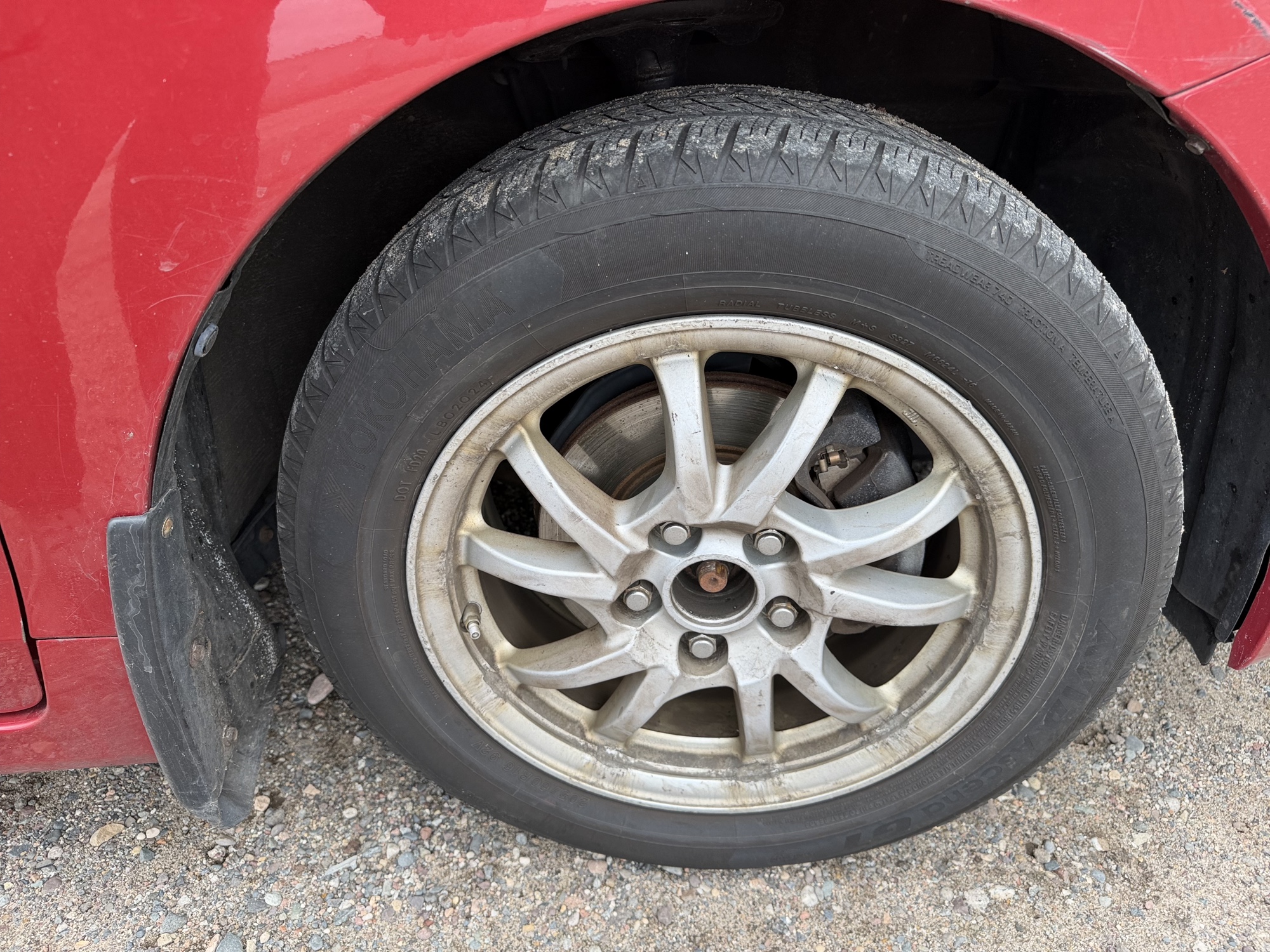2014 toyota prius-v three with 202610 miles for sale near Elk River, Minnesota 106593_15_front_pass_wheel.jpg