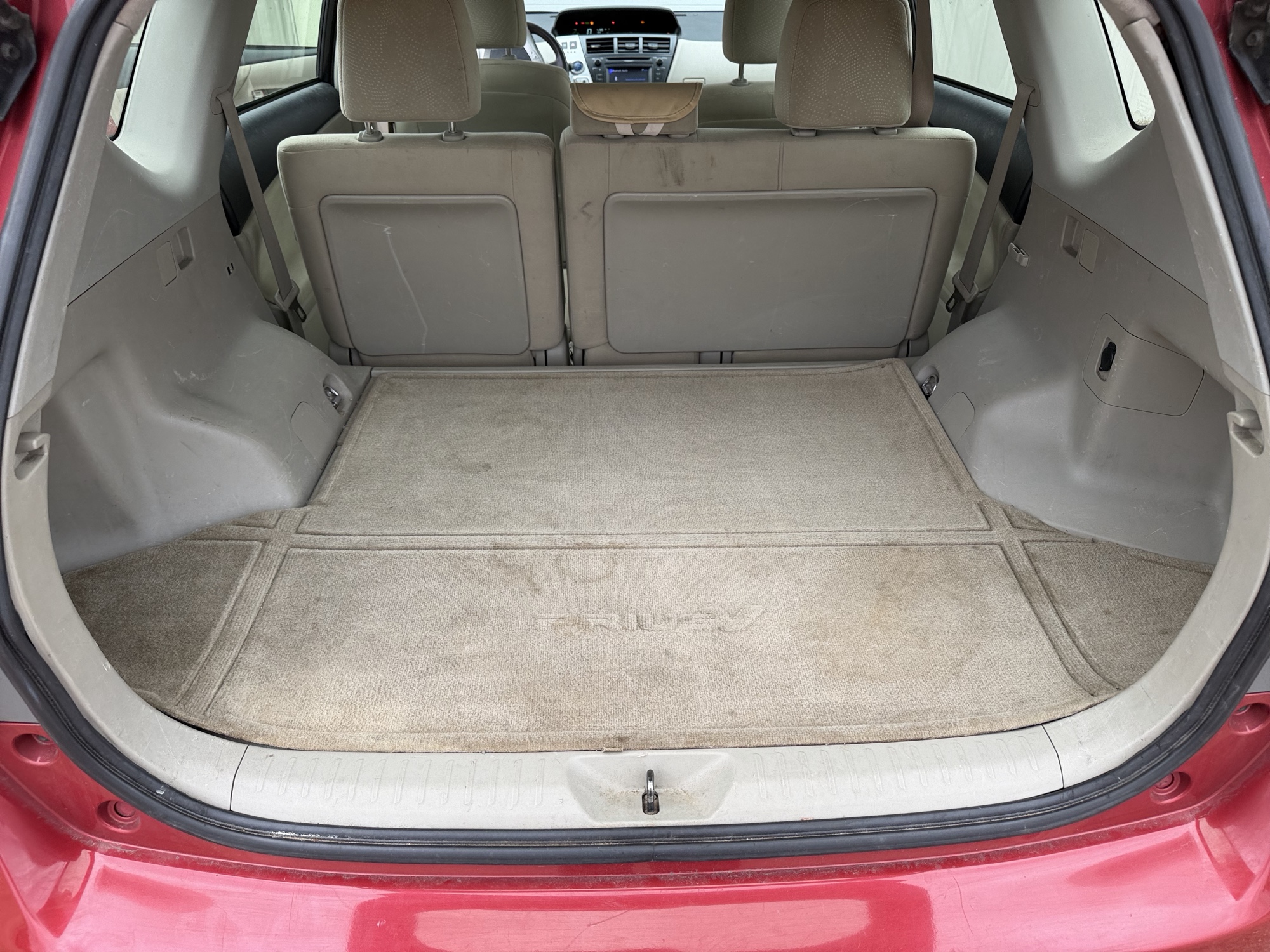 2014 toyota prius-v three with 202610 miles for sale near Elk River, Minnesota 106593_26_trunk.jpg