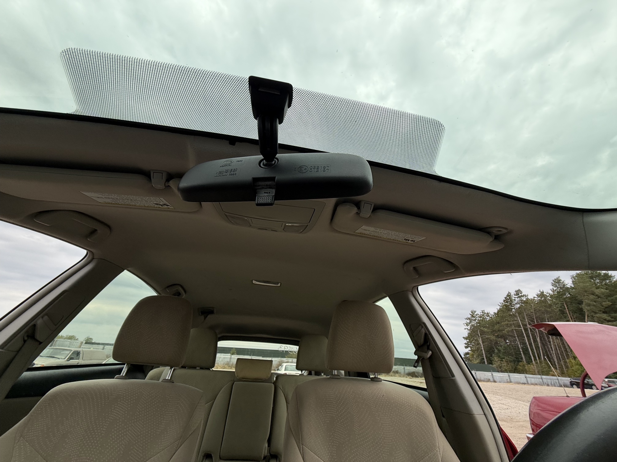 2014 toyota prius-v three with 202610 miles for sale near Elk River, Minnesota 106593_35_headliner_sunroof.jpg