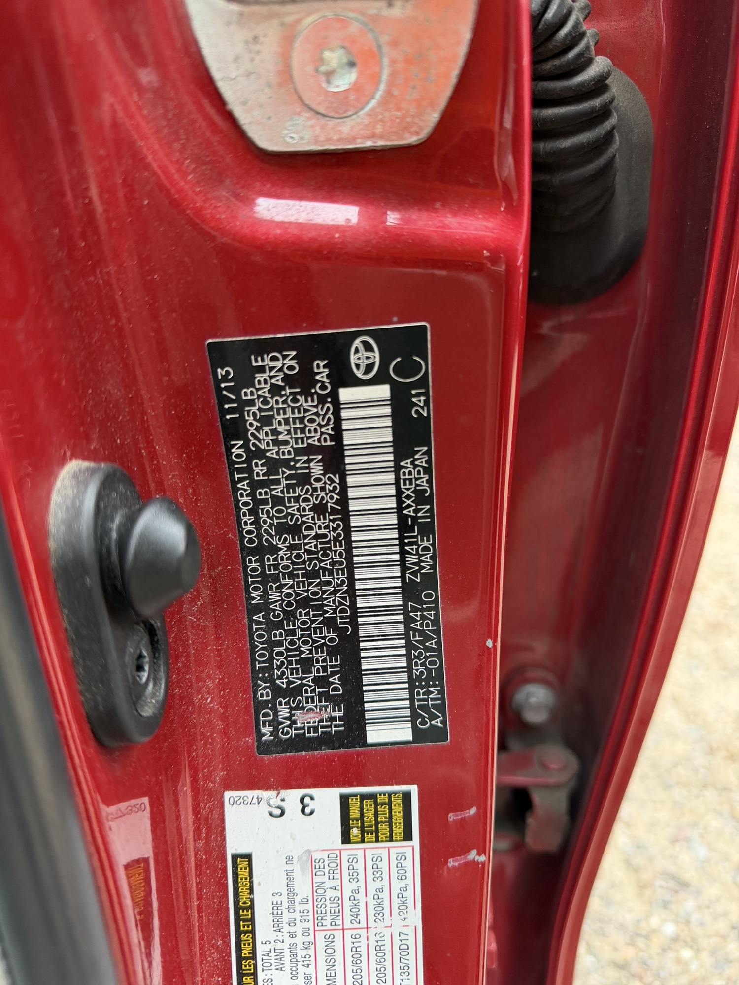 2014 toyota prius-v three with 202610 miles for sale near Elk River, Minnesota 106593_47_door_vin_sticker.jpg