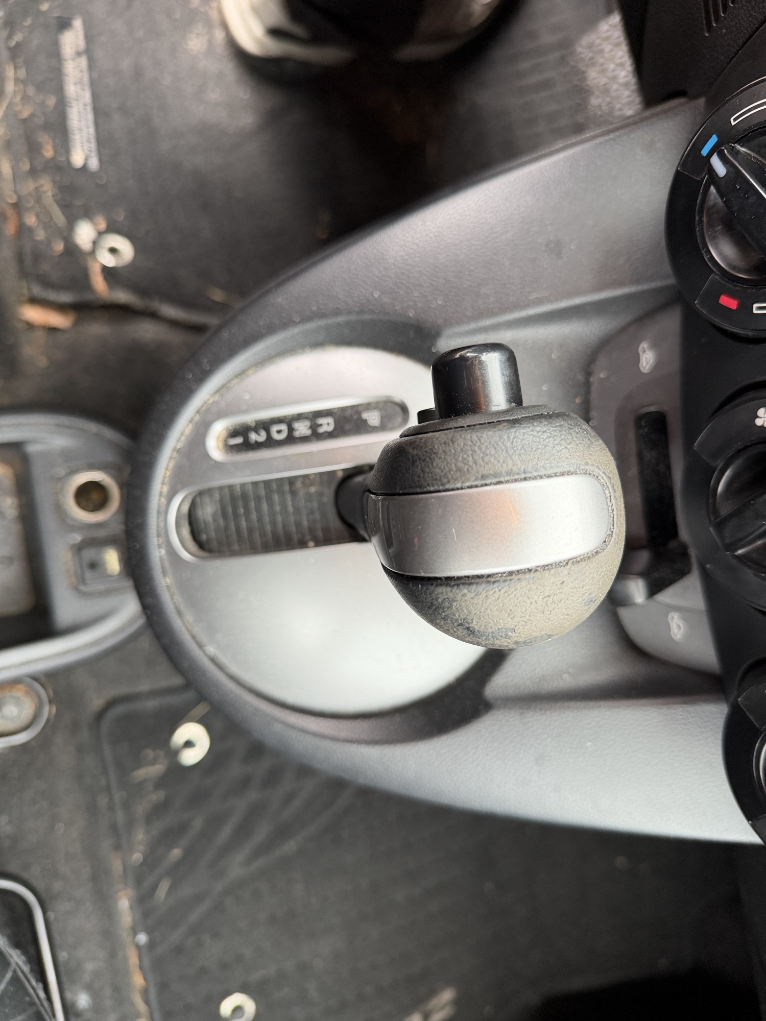 2013 mazda mazda2 sport with 211727 miles for sale near Elk River, Minnesota 106595_41_shifter.jpg