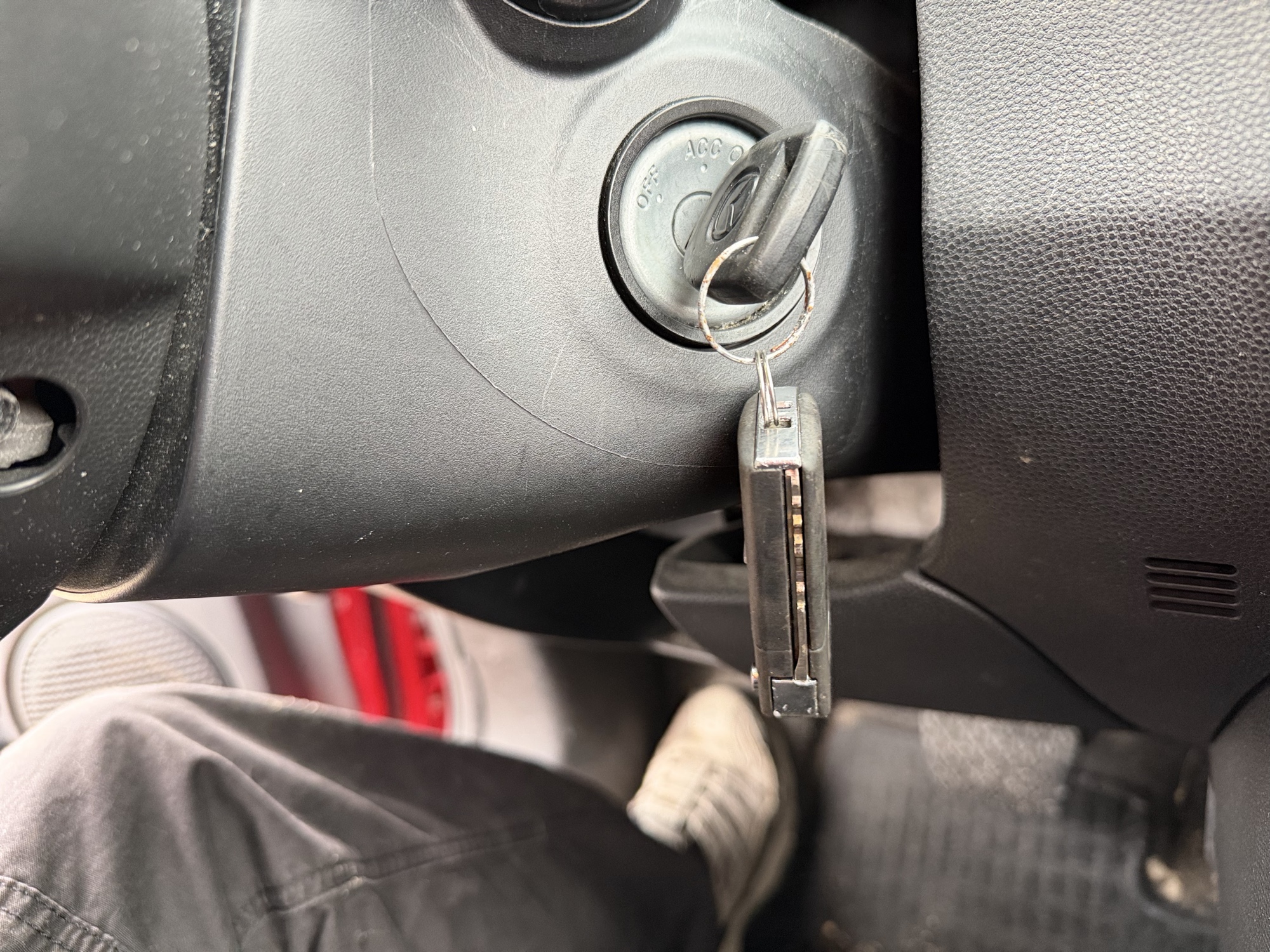 2013 mazda mazda2 sport with 211727 miles for sale near Elk River, Minnesota 106595_51_keys.jpg