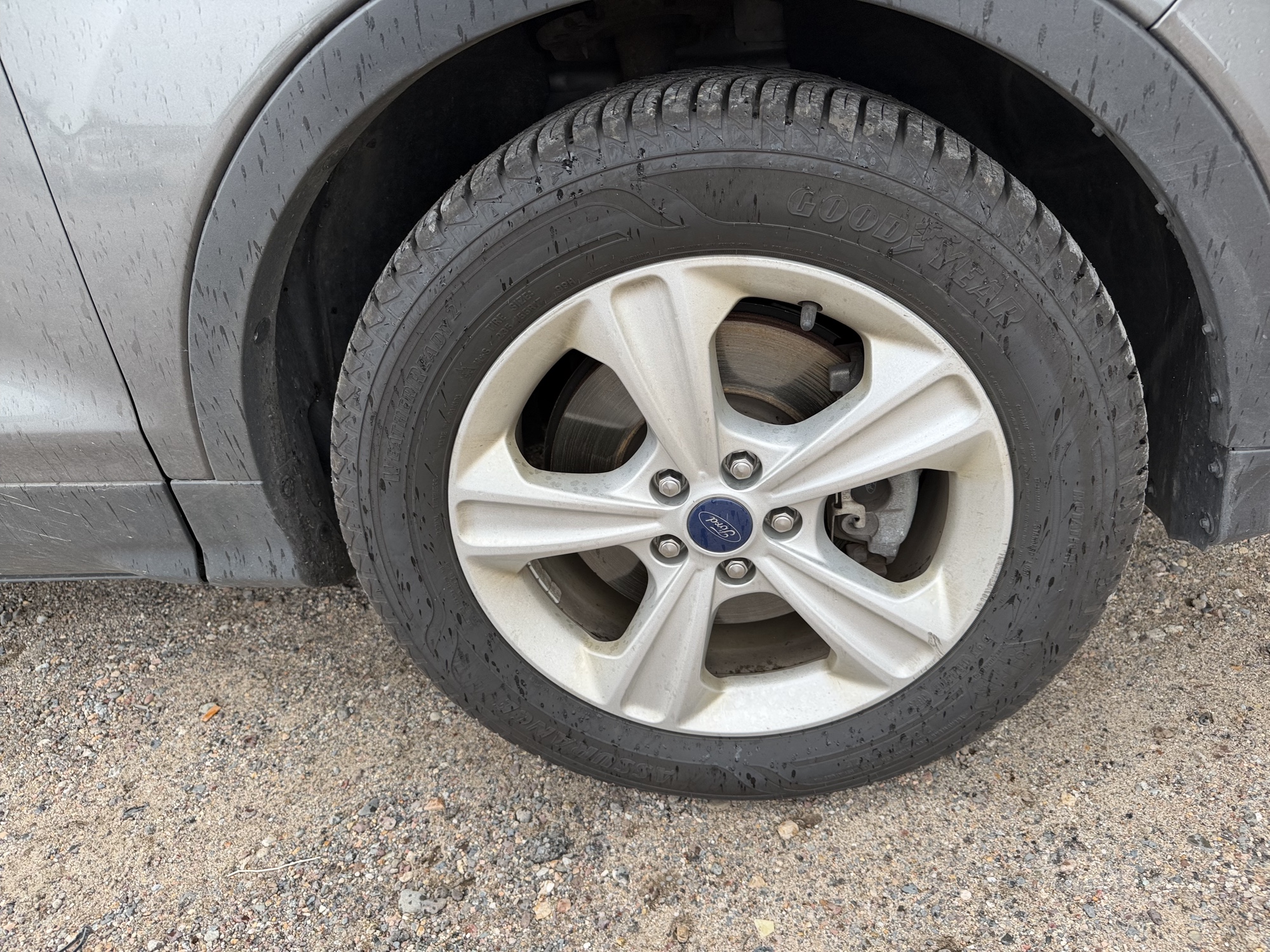 2014 ford escape se-4wd with 182383 miles for sale near Elk River, Minnesota 106596_15_front_pass_wheel.jpg