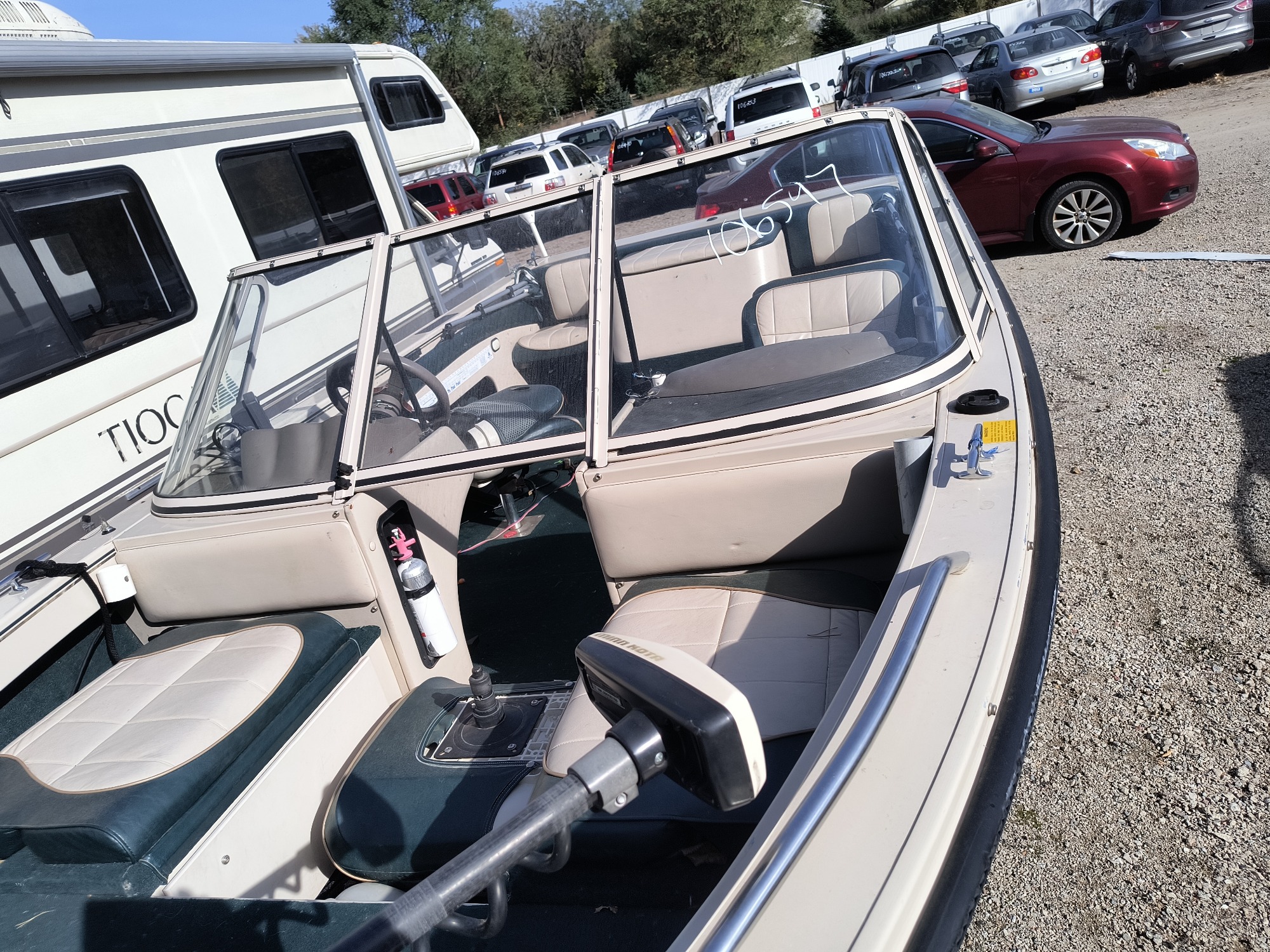 1998 crestliner 1750-sf for sale near Elk River, Minnesota 106597_11_roof.jpg