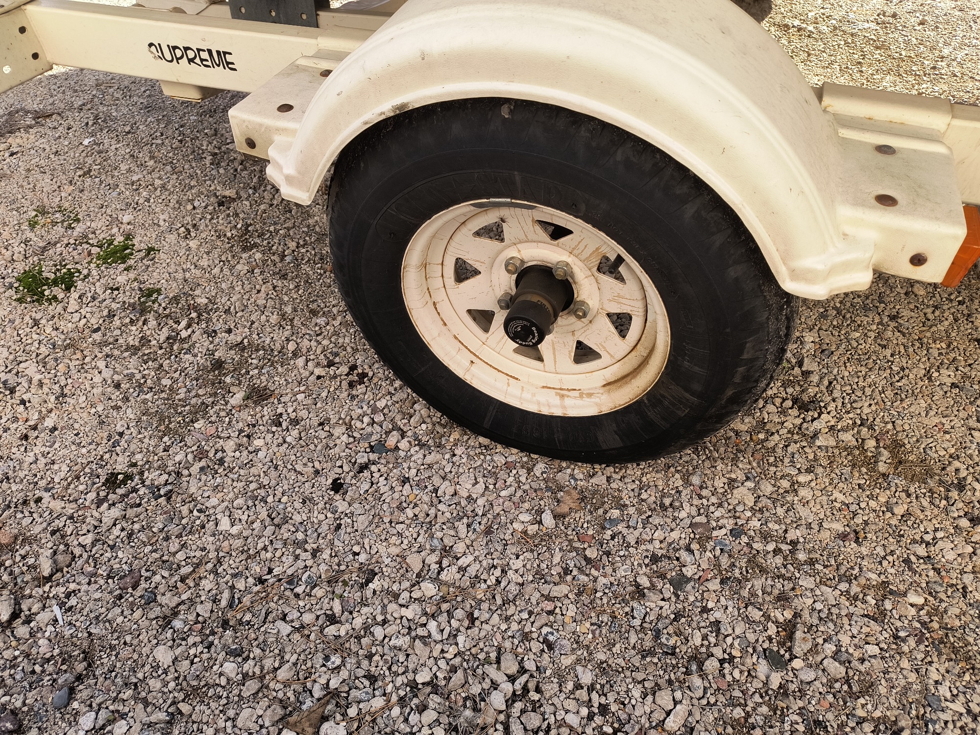 1998 crestliner 1750-sf for sale near Elk River, Minnesota 106597_15_front_pass_wheel.jpg