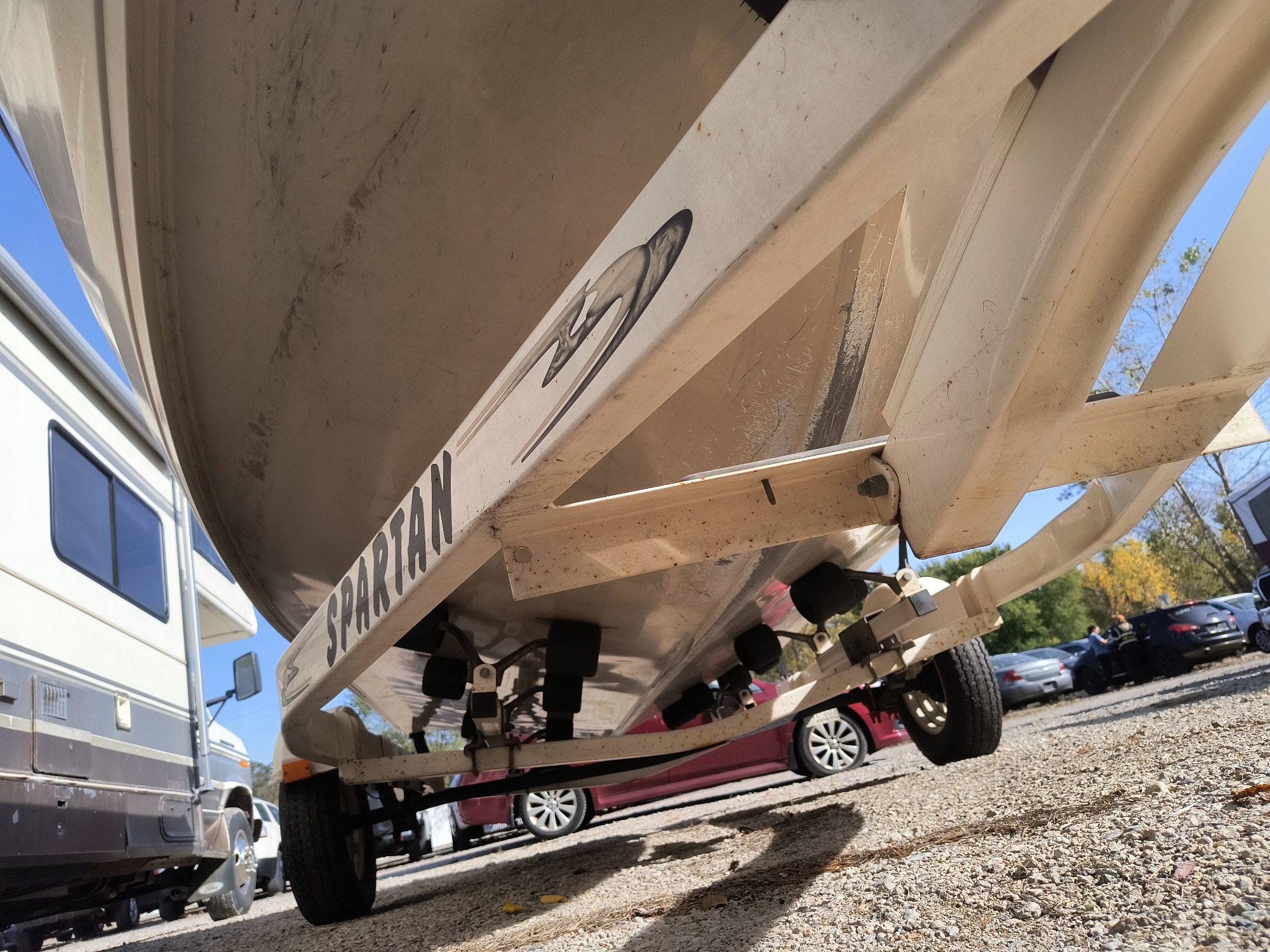 1998 crestliner 1750-sf for sale near Elk River, Minnesota 106597_16_undercar_front.jpg