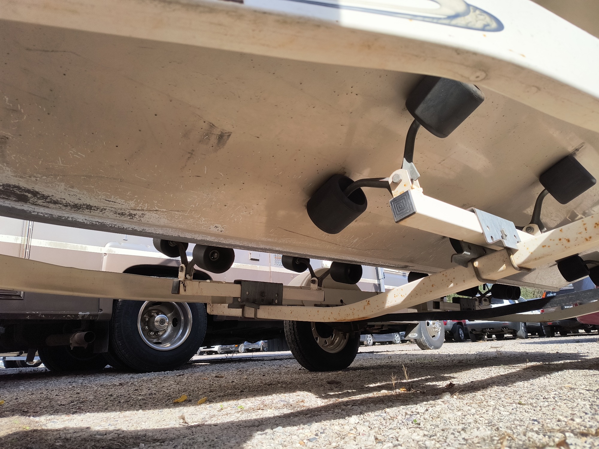 1998 crestliner 1750-sf for sale near Elk River, Minnesota 106597_17_undercar_drv_side.jpg