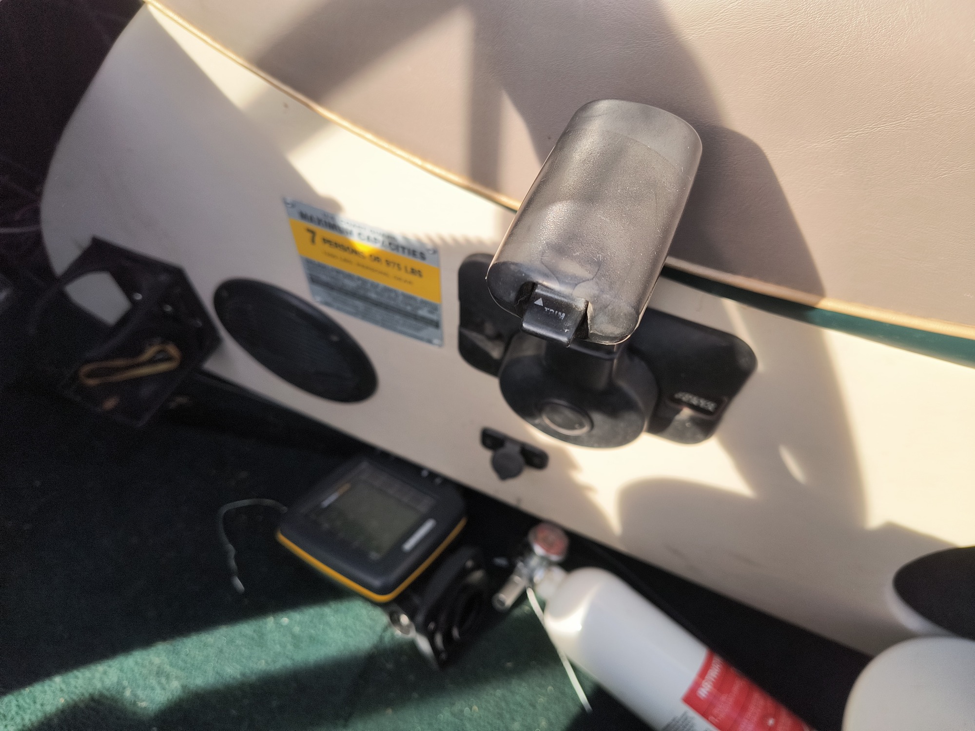 1998 crestliner 1750-sf for sale near Elk River, Minnesota 106597_41_shifter.jpg