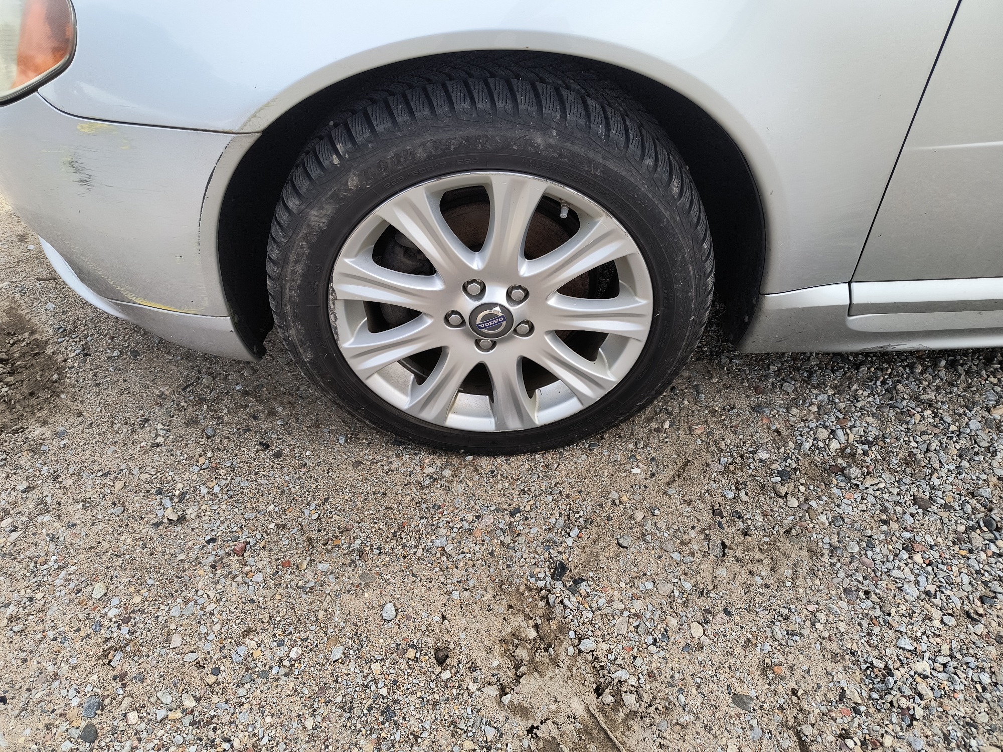 2009 volvo s80 3.2 with 216843 miles for sale near Elk River, Minnesota 106599_12_drv_front_wheel.jpg