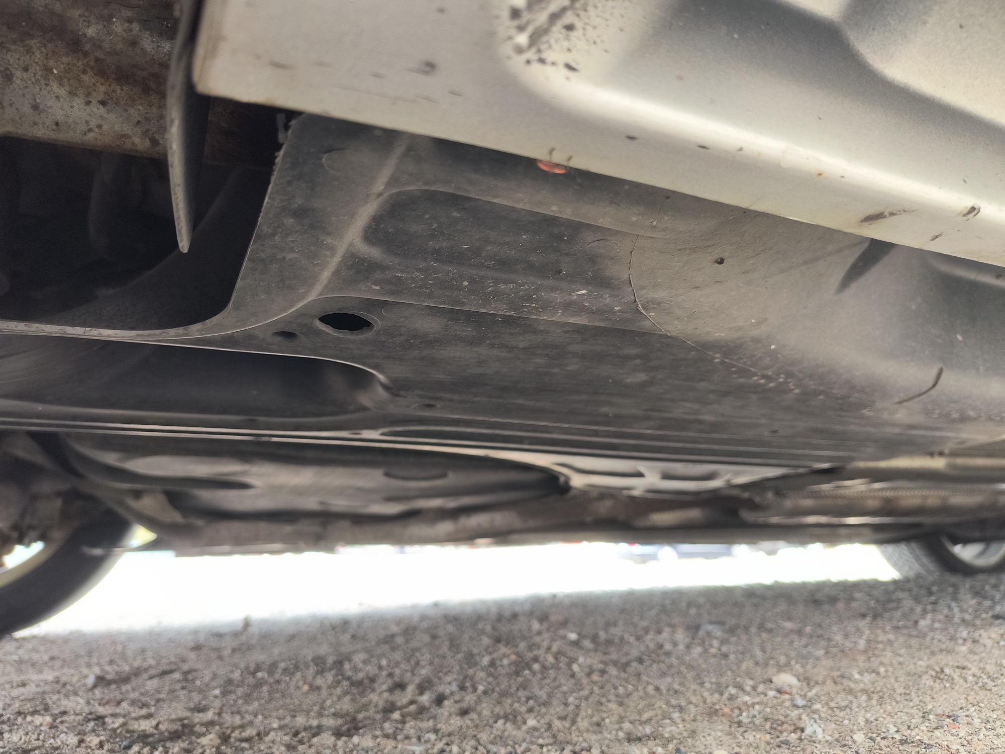 2009 volvo s80 3.2 with 216843 miles for sale near Elk River, Minnesota 106599_20_undercar_rear_pass.jpg