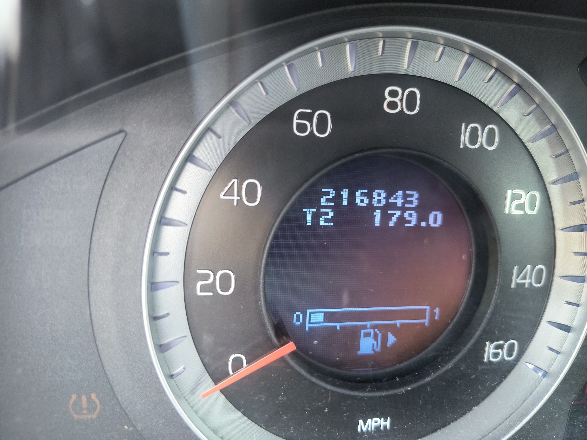 2009 volvo s80 3.2 with 216843 miles for sale near Elk River, Minnesota 106599_44_mileage_closeup.jpg