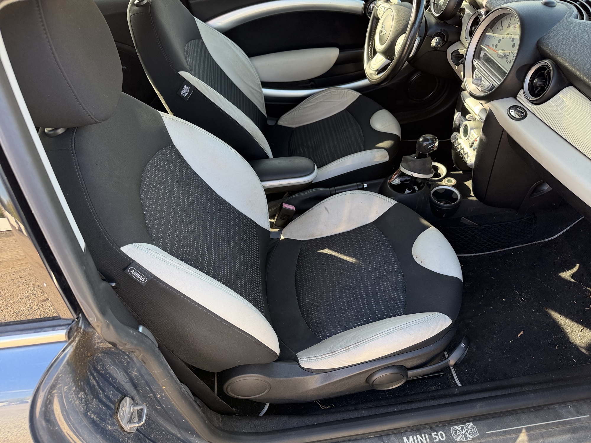 2010 mini cooper s with 98743 miles for sale near Elk River, Minnesota 106600_31_passenger_seat.jpg