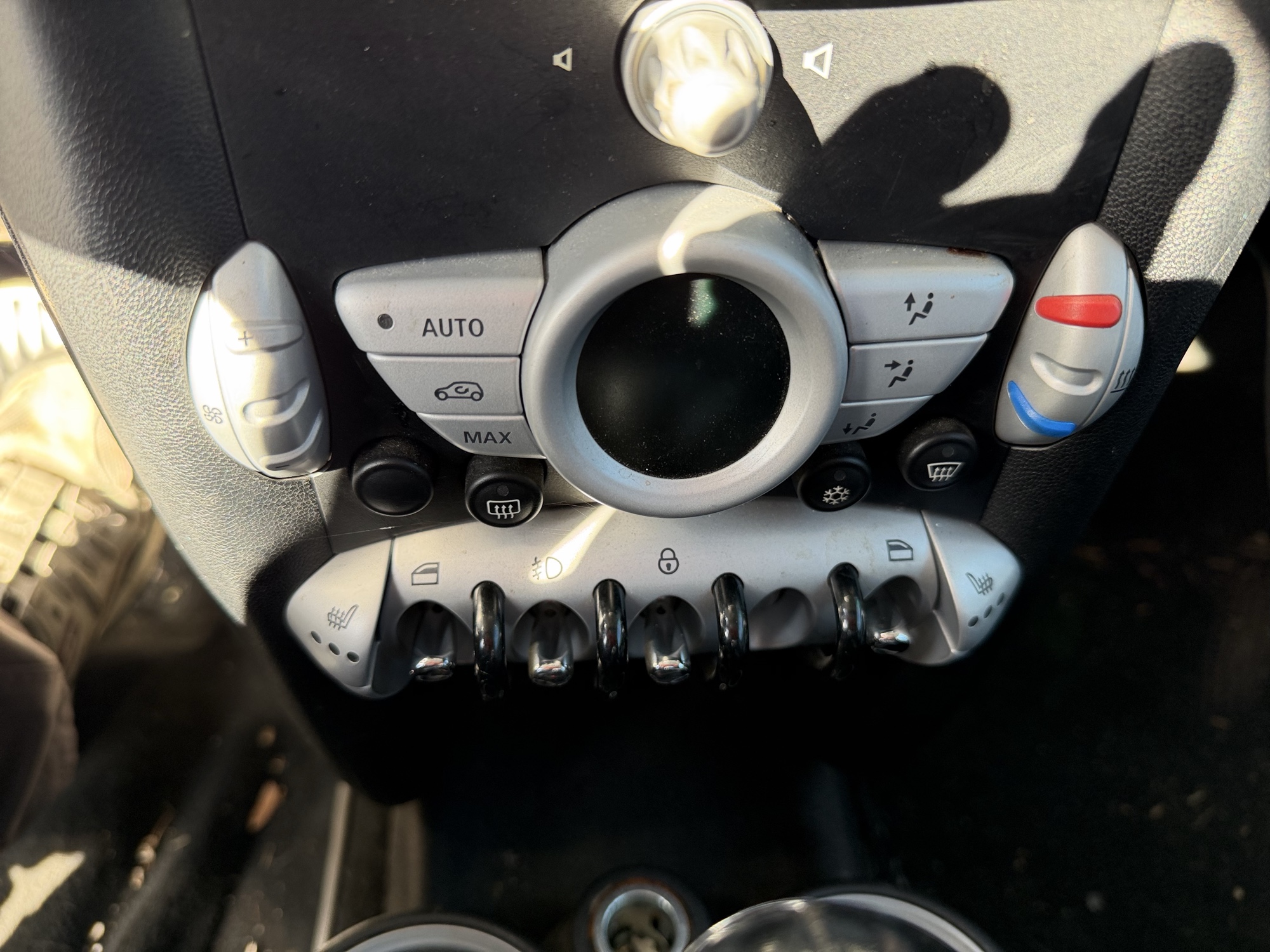 2010 mini cooper s with 98743 miles for sale near Elk River, Minnesota 106600_40_climate_control.jpg