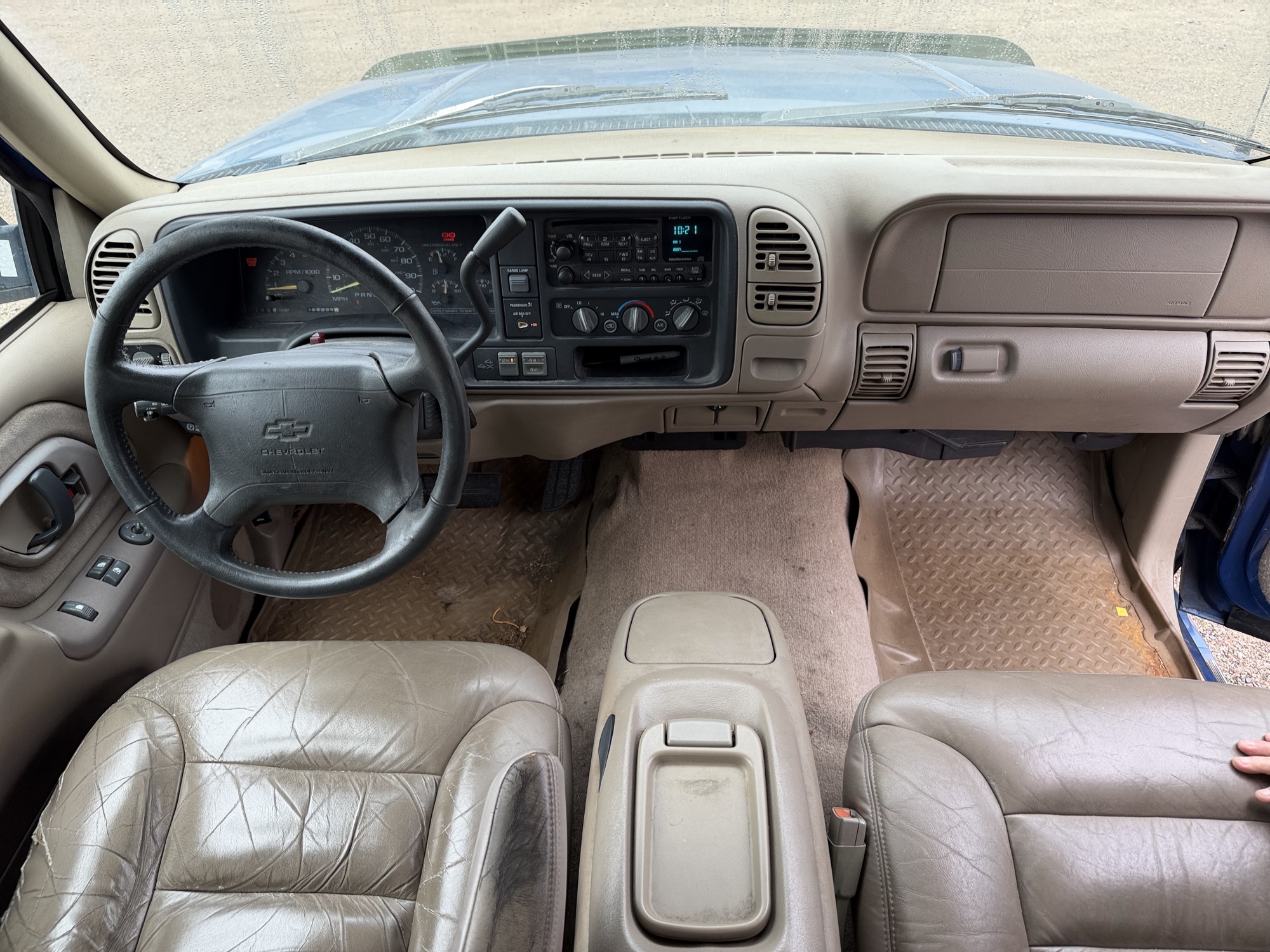 1997 chevrolet c-k-1500 ext.-cab-6.5-ft.-bed-4wd with 162301 miles for sale near Elk River, Minnesota 106604_34_whole_dash.jpg