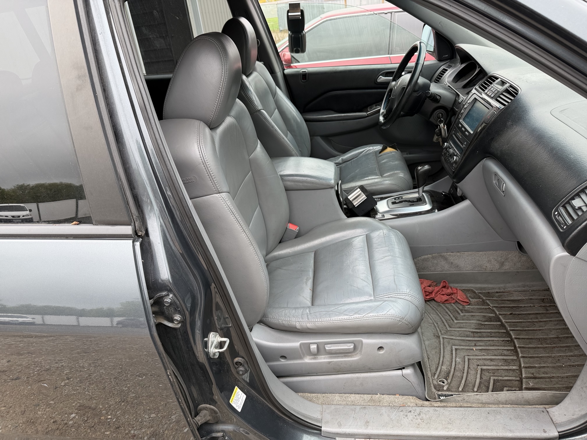 2006 acura mdx touring with 221119 miles for sale near Elk River, Minnesota 106605_31_passenger_seat.jpg
