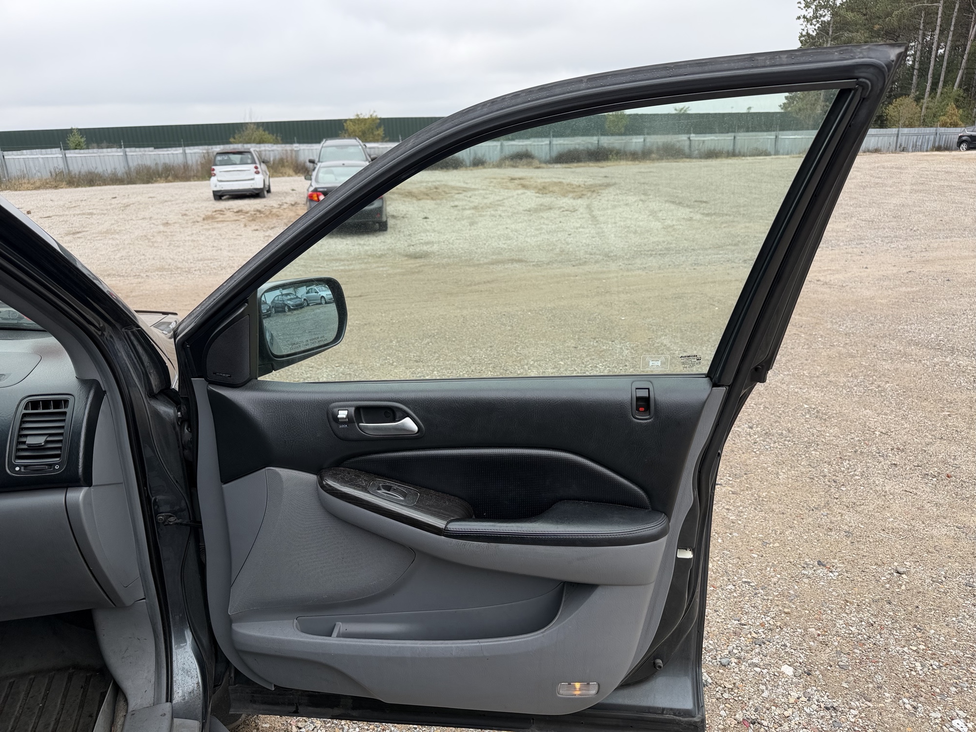 2006 acura mdx touring with 221119 miles for sale near Elk River, Minnesota 106605_32_passenger_door_panel.jpg