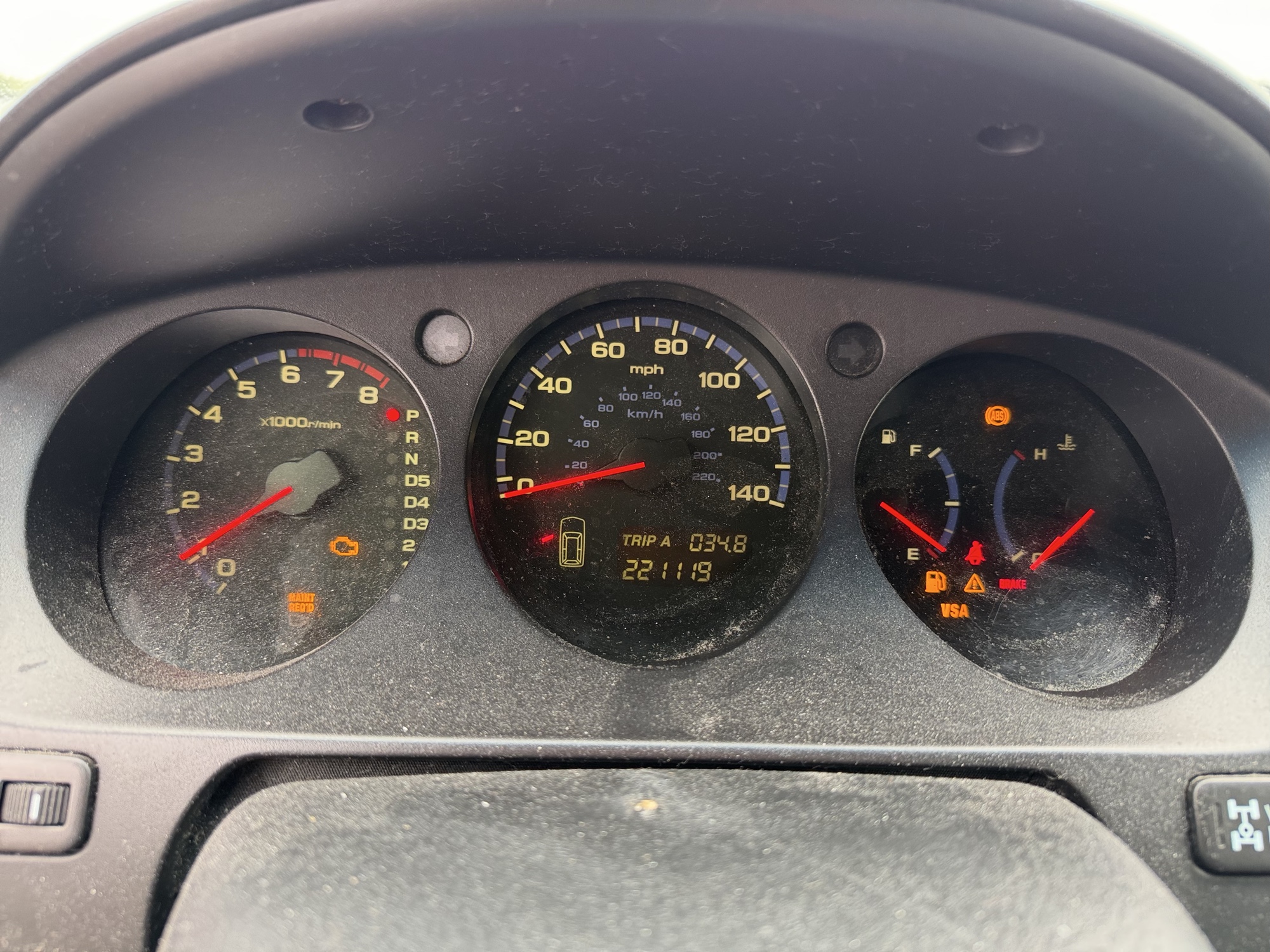 2006 acura mdx touring with 221119 miles for sale near Elk River, Minnesota 106605_43_gauge_cluster.jpg