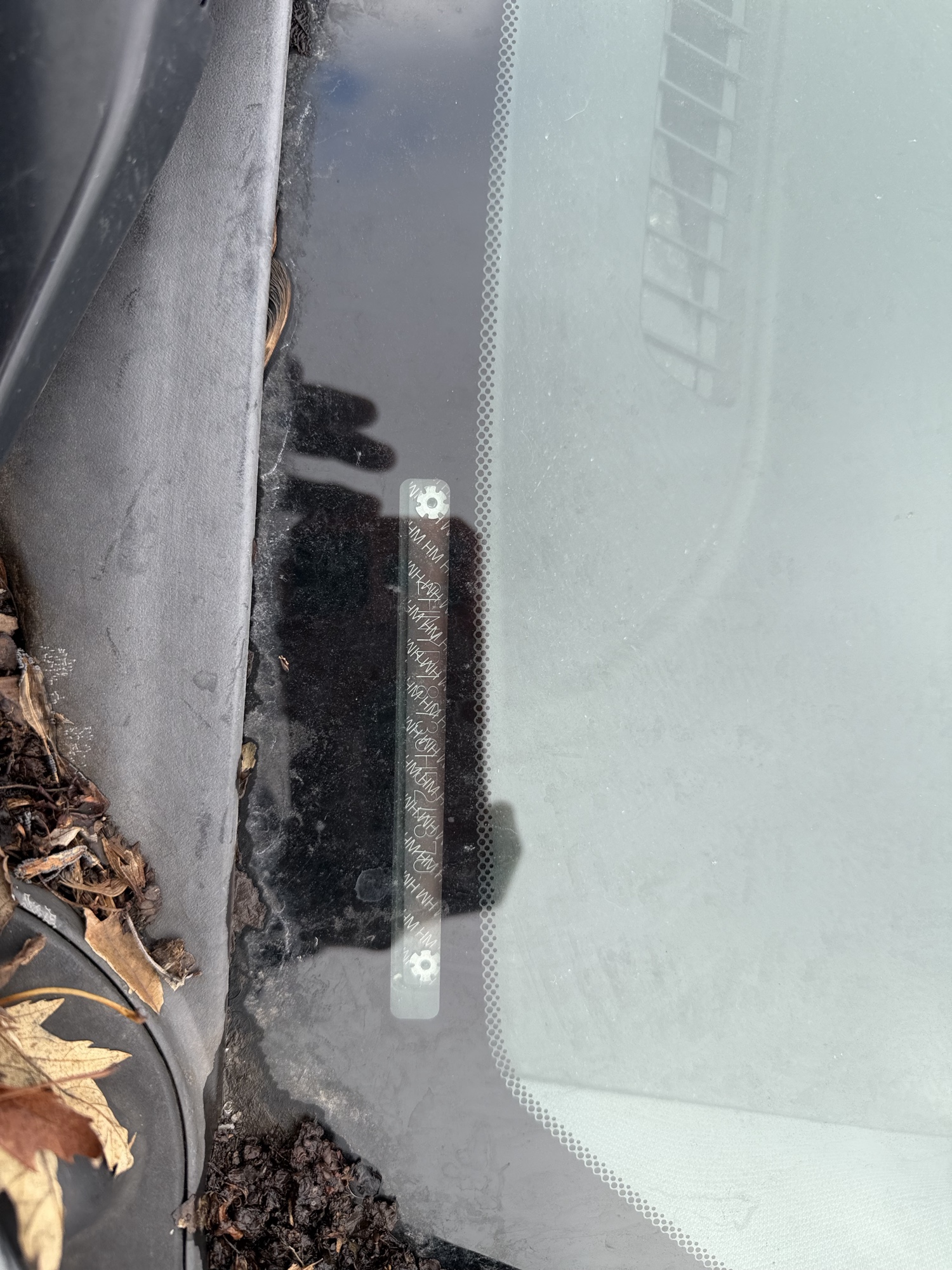 2006 acura mdx touring with 221119 miles for sale near Elk River, Minnesota 106605_48_windshield_vin_plate.jpg