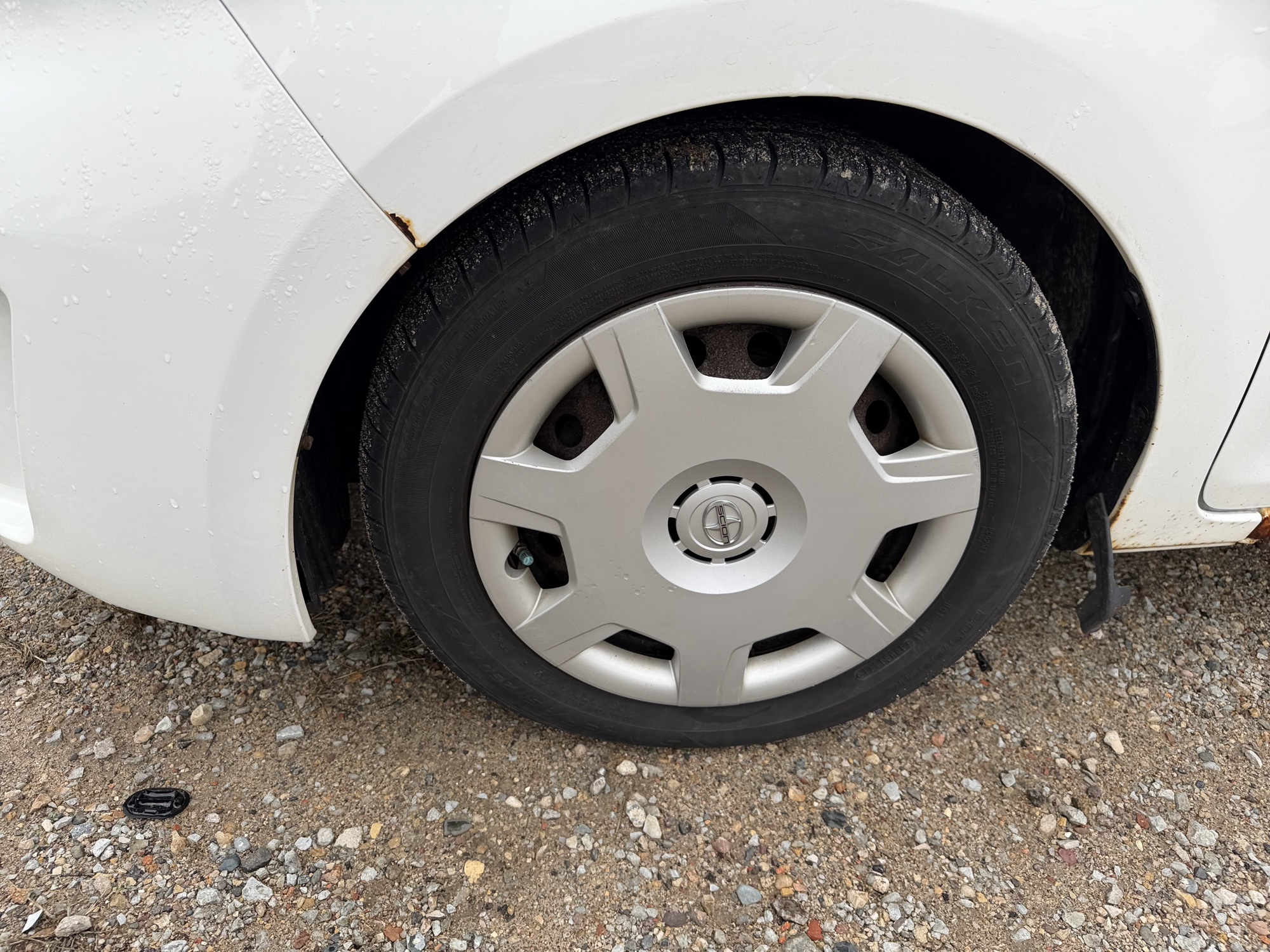 2010 scion xb 5-door-wagon-5-spd-mt with 219543 miles for sale near Elk River, Minnesota 106606_12_drv_front_wheel.jpg