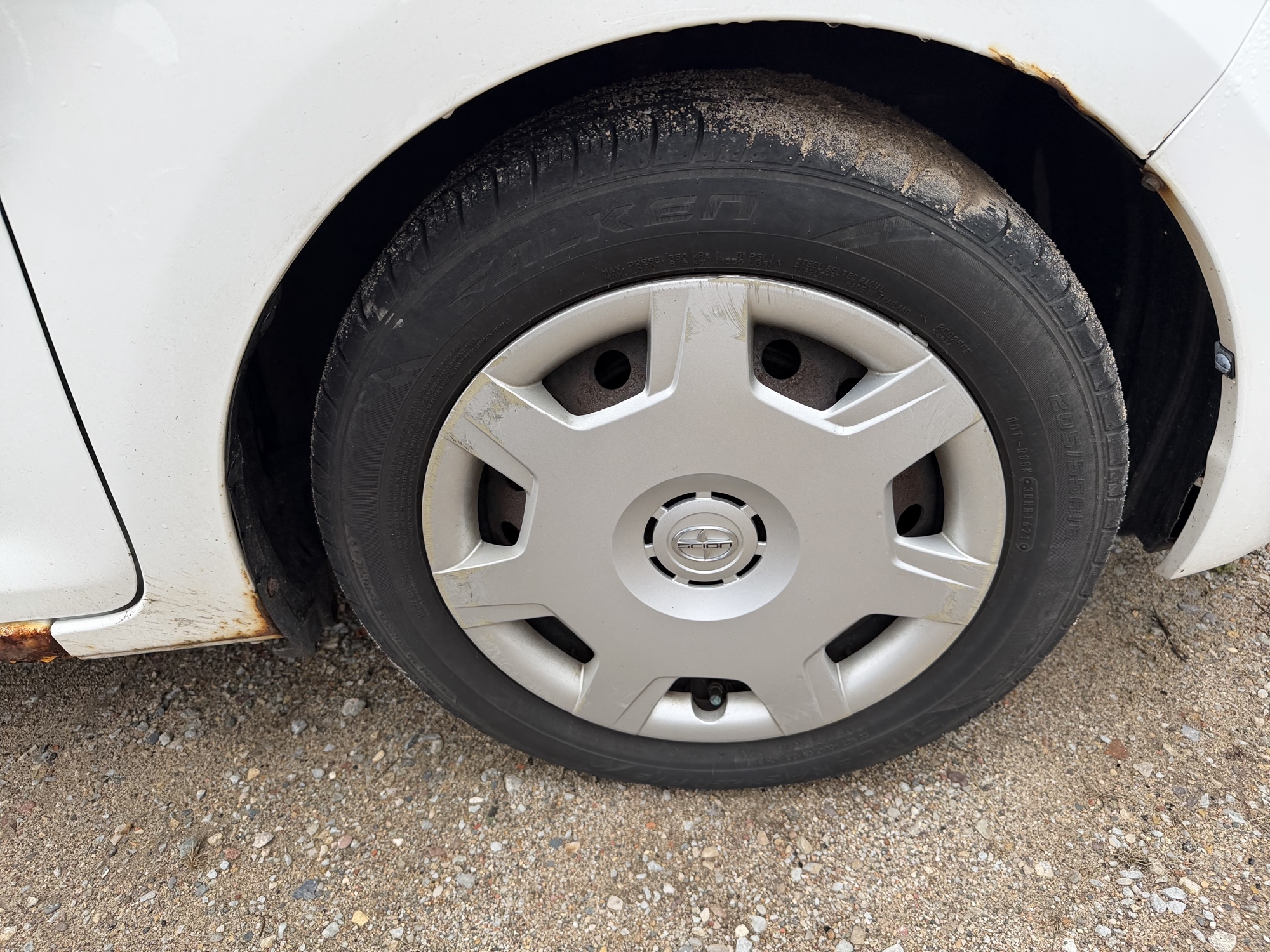 2010 scion xb 5-door-wagon-5-spd-mt with 219543 miles for sale near Elk River, Minnesota 106606_15_front_pass_wheel.jpg
